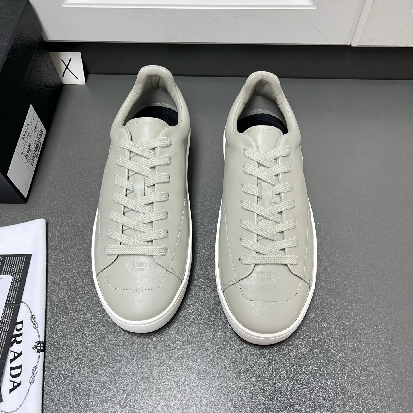 Кроссовки Мужские Prada 16940100