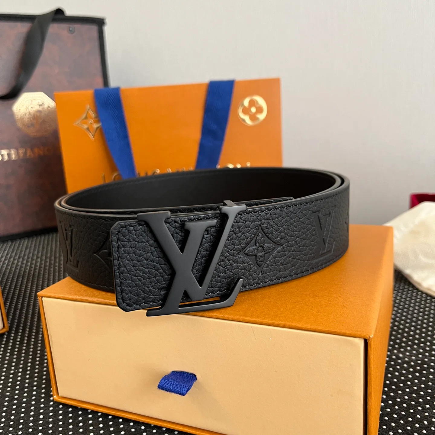 Ремни Louis Vuitton 472043