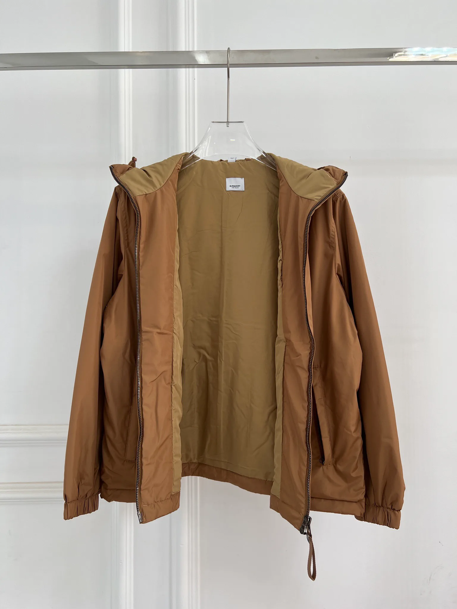 Куртки И Пуховики Женские Burberry 10898985