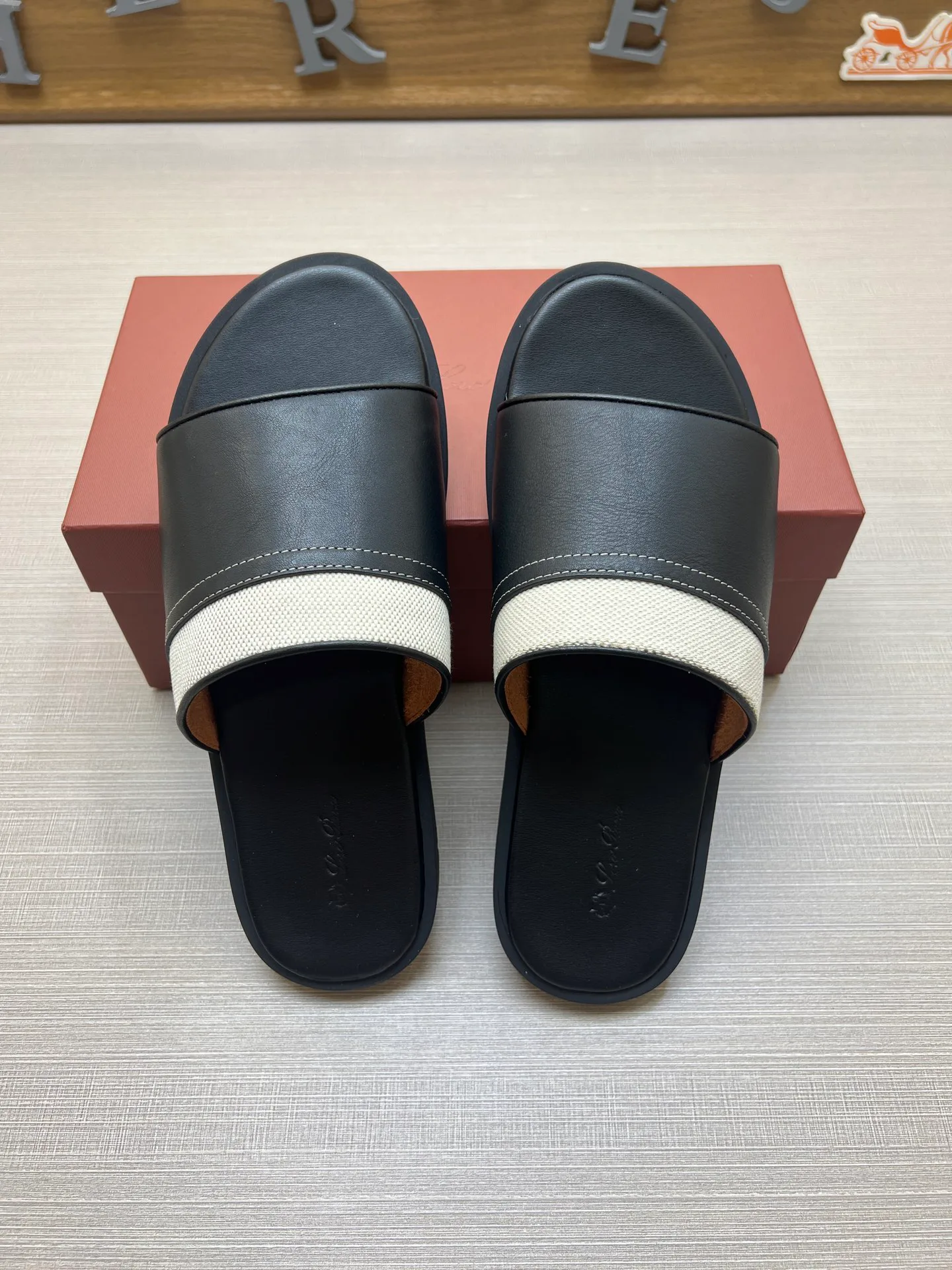 Шлепанцы Мужские Loro Piana 17140365