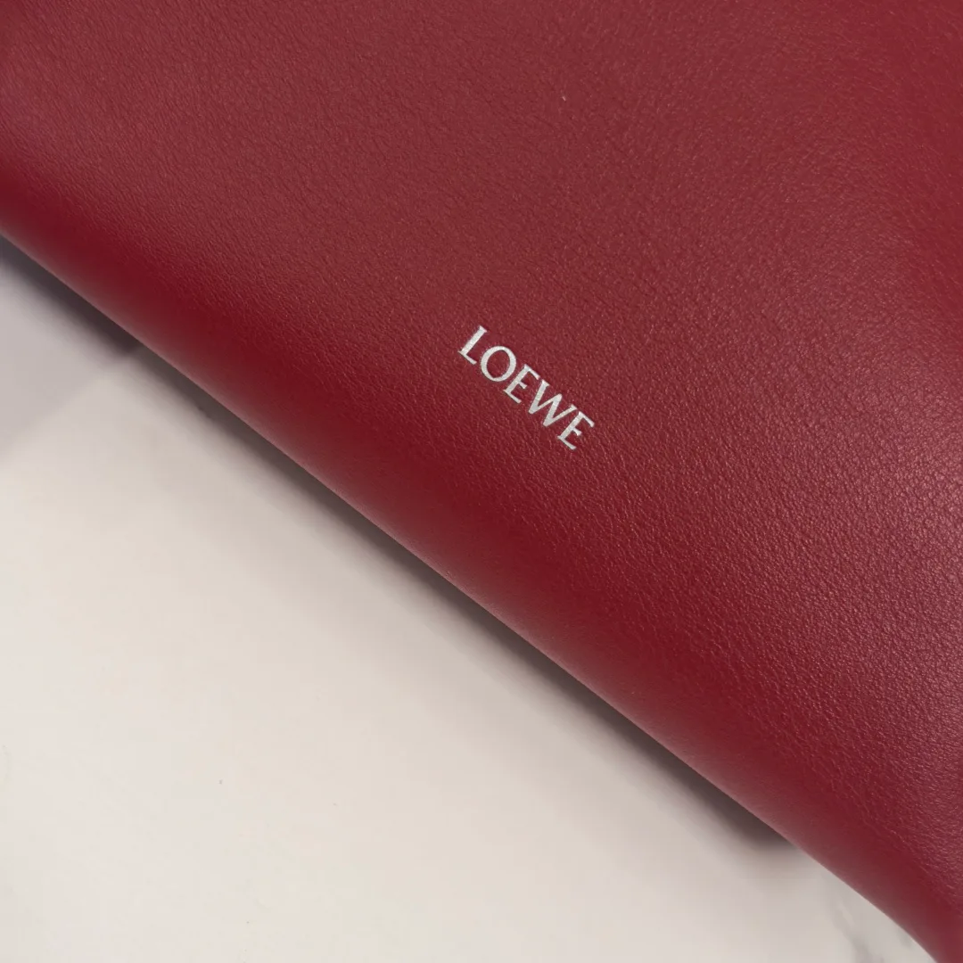 Клатчи Женские Loewe 11343658