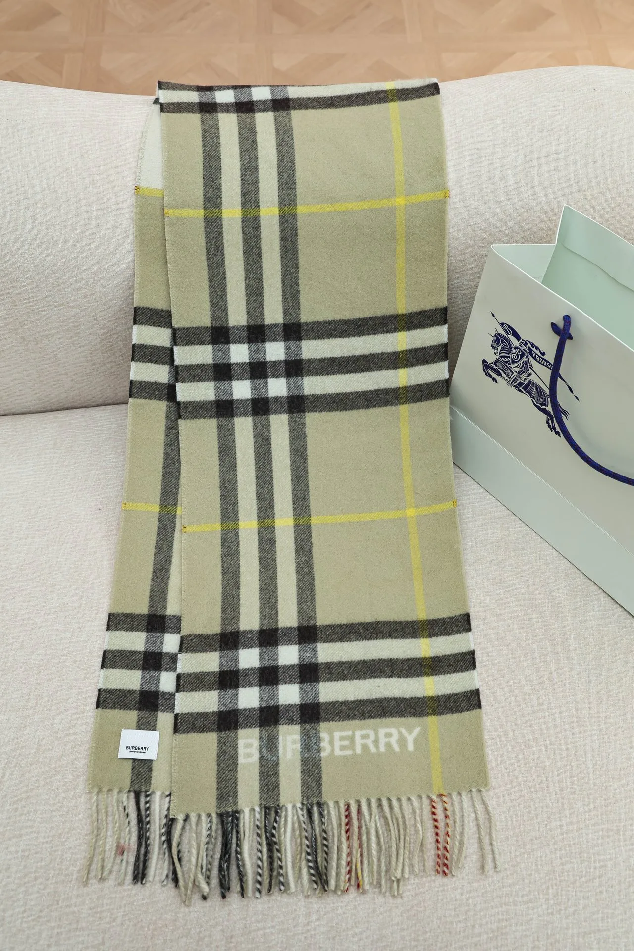 Шарфы Burberry 338256
