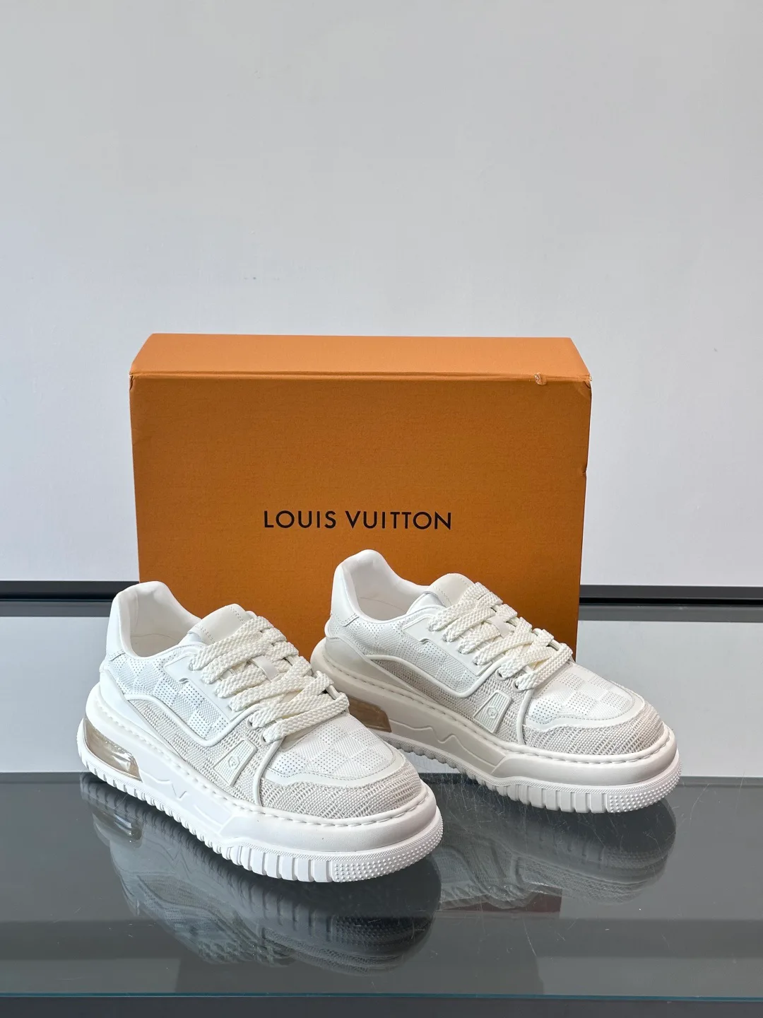 Кроссовки Мужские Louis Vuitton 13453001
