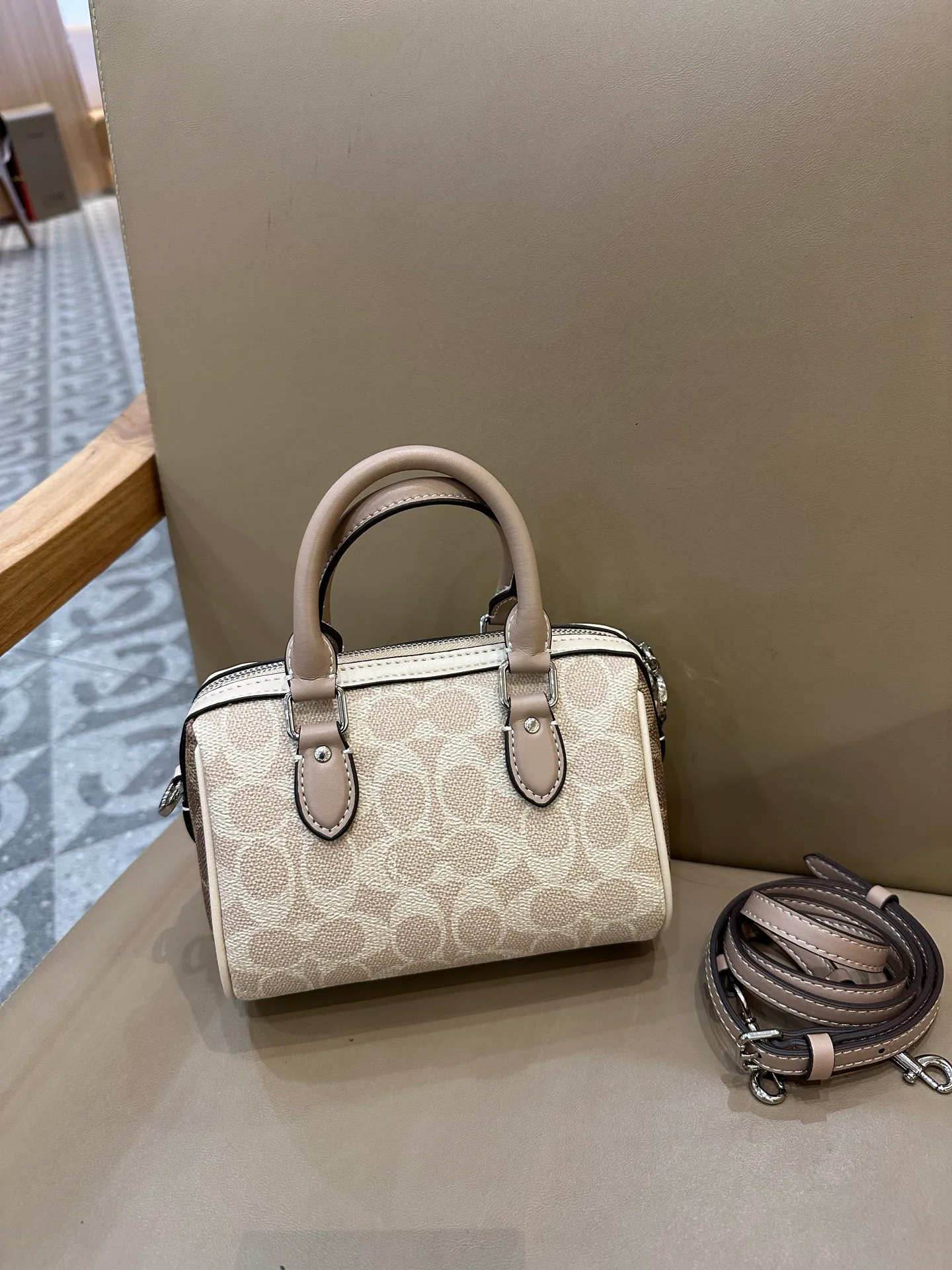 Классические Сумки Женские Coach 11552251