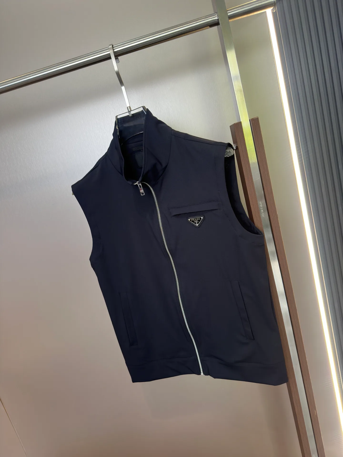 Жилеты Мужские Prada 12673469