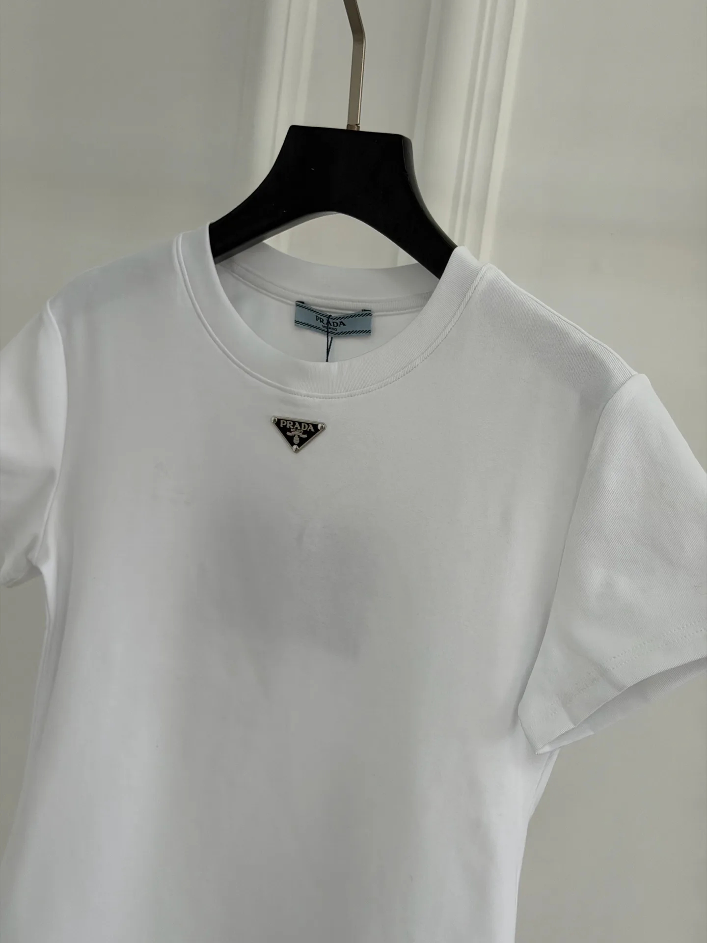 Футболки Женские Prada 11811812
