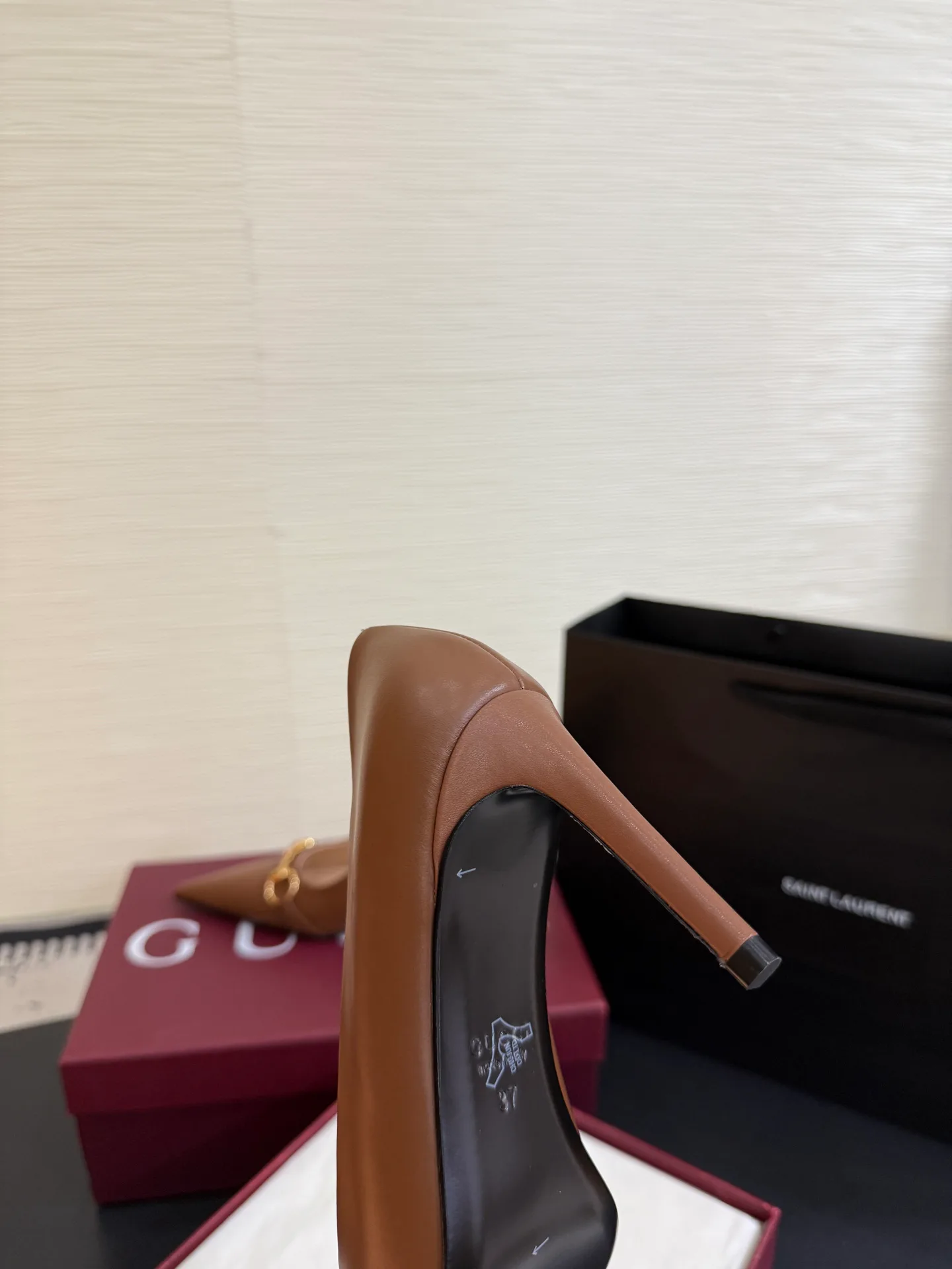 Туфли Женские Gucci 18444620