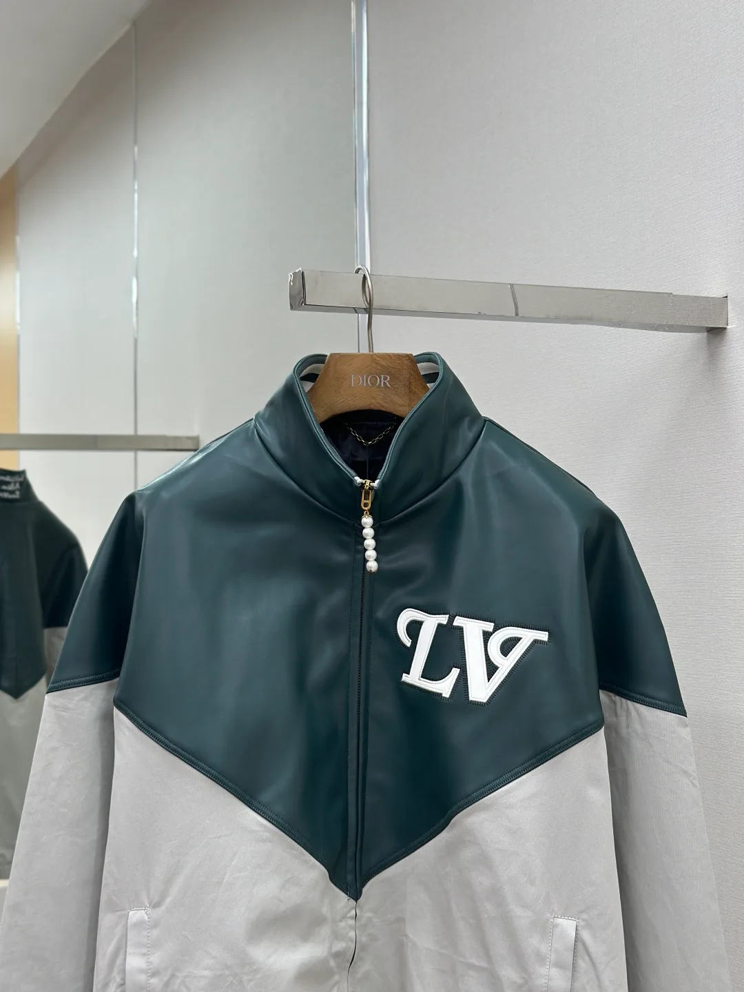 Куртки И Пуховики Мужские Louis Vuitton 179084