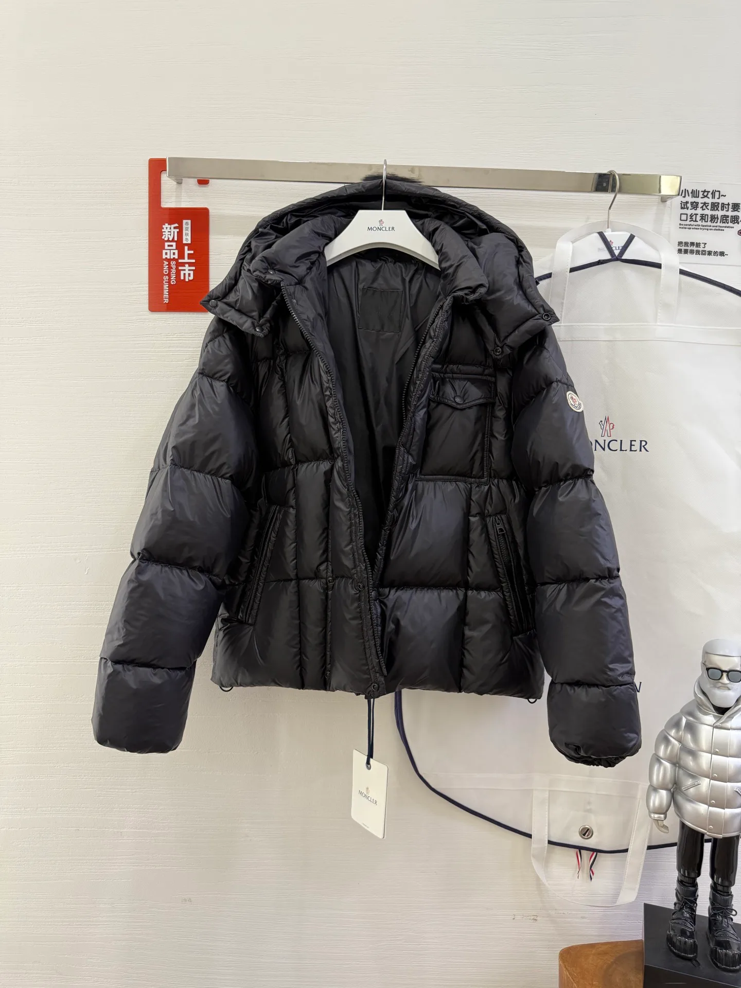 Куртки И Пуховики Женские Moncler 18825223