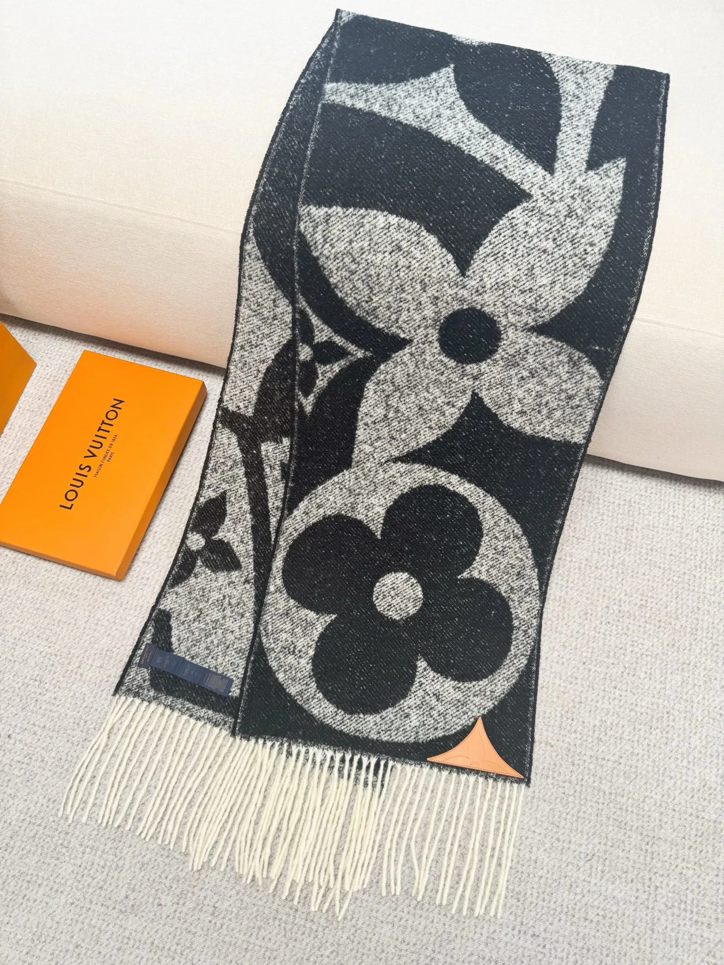Шарфы Louis Vuitton 11247775