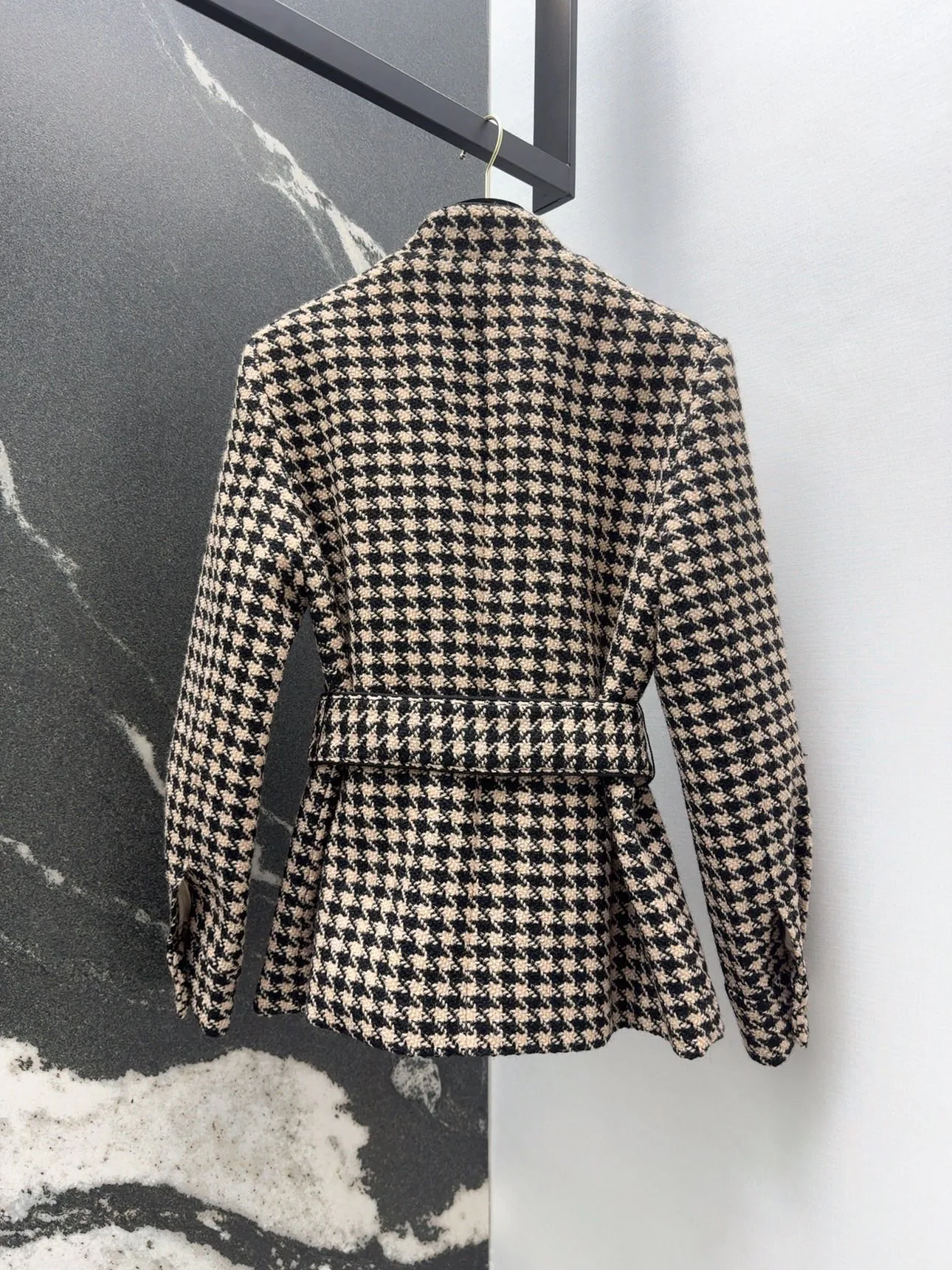 Куртки И Пуховики Женские Valentino 1392446