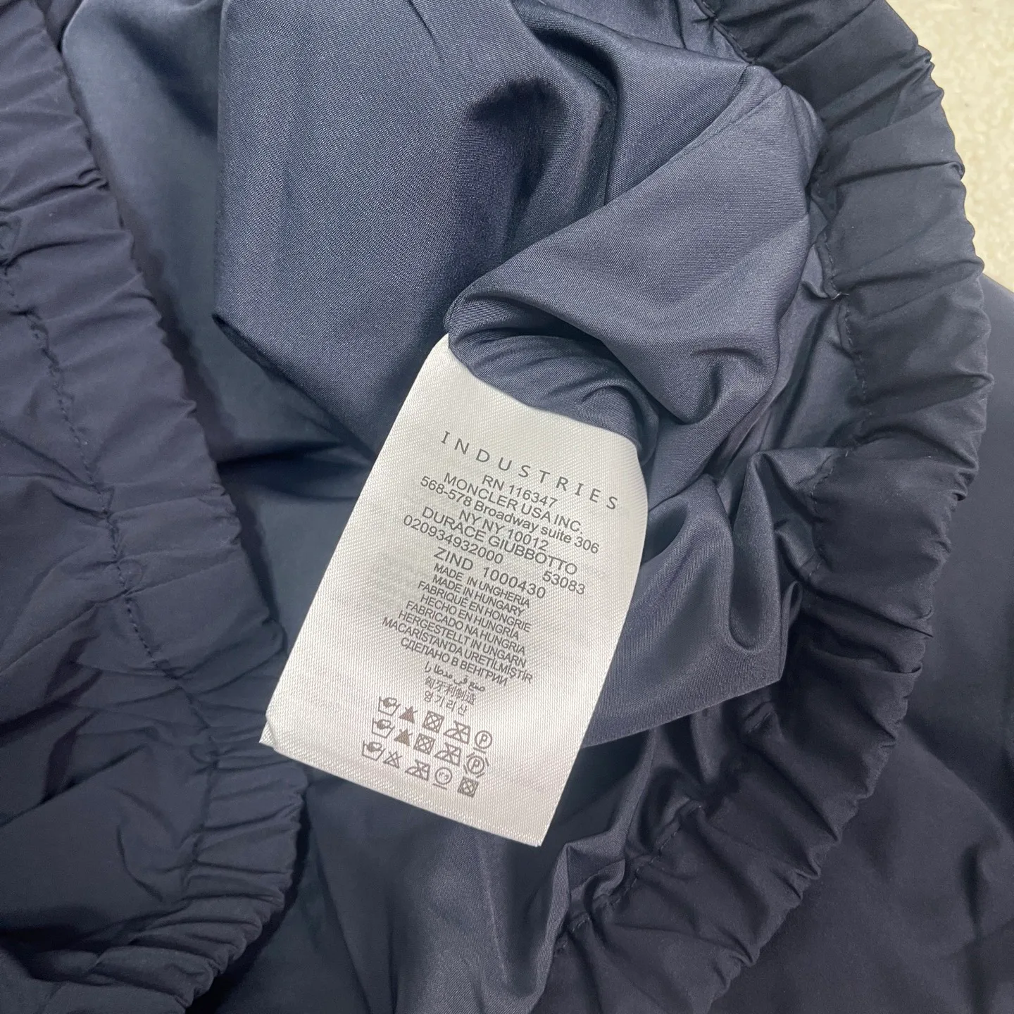 Куртки И Пуховики Женские Moncler 11564454