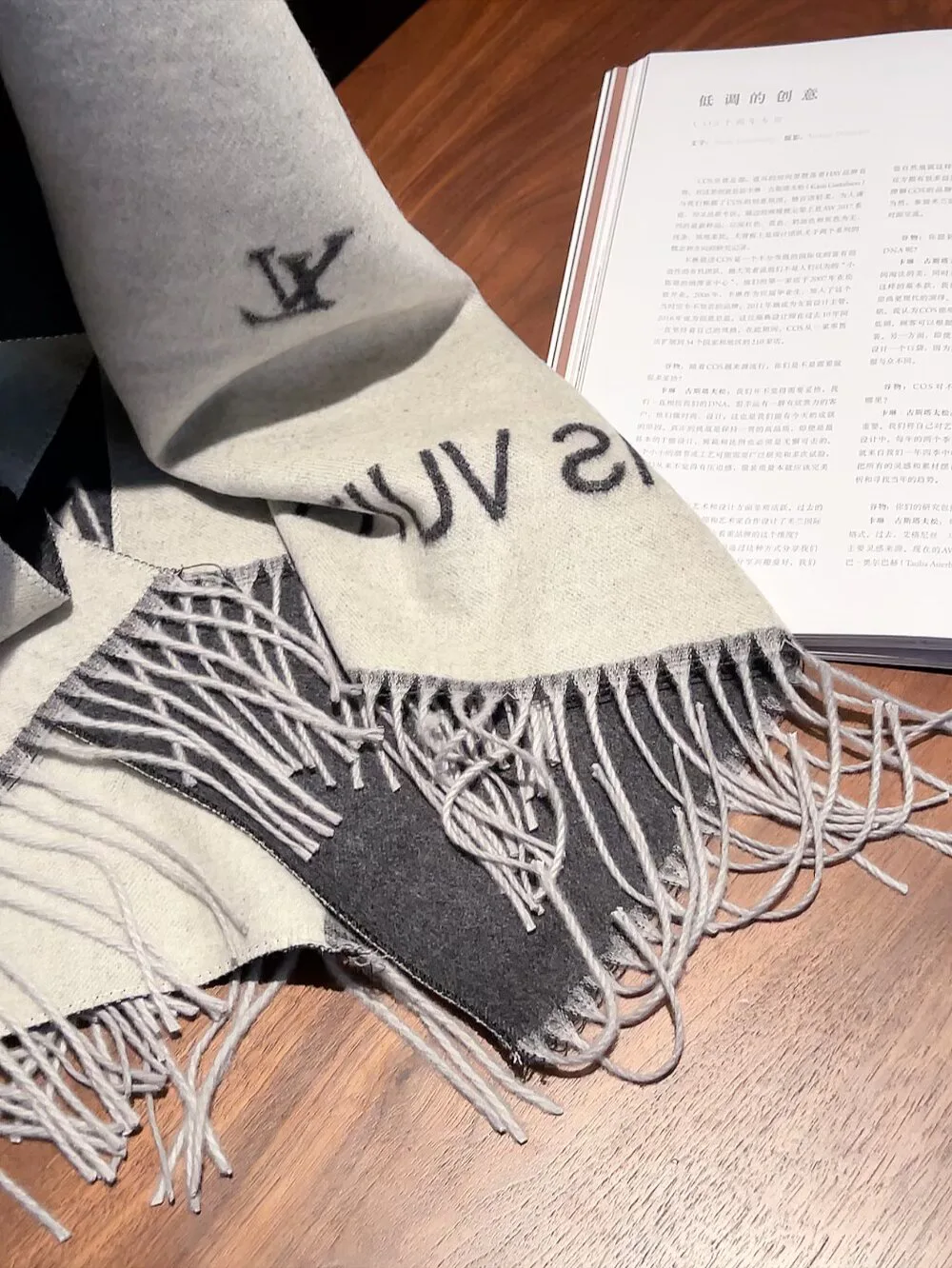 Шарфы Louis Vuitton 920464