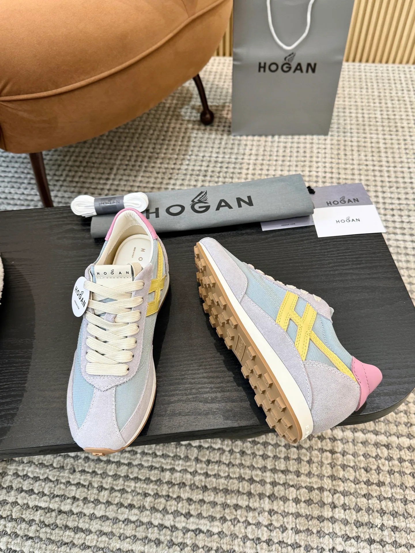 Кроссовки Женские Hogan 13332719