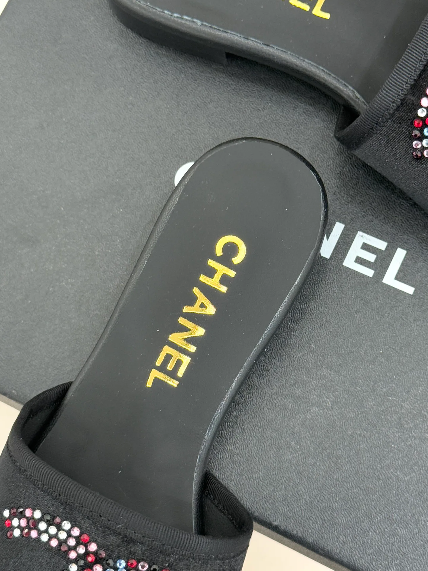 Шлепанцы Женские Chanel 11214893