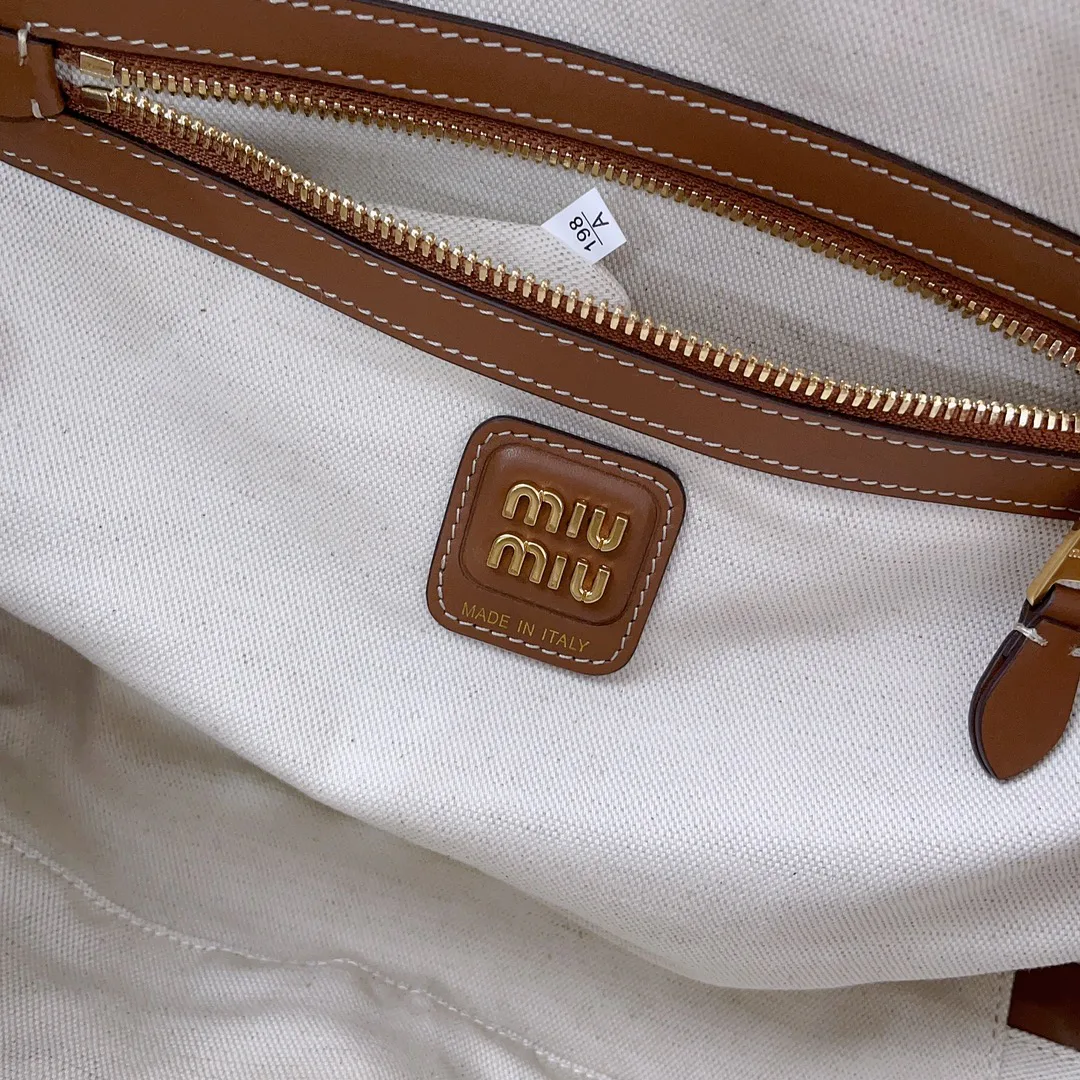 Классические Сумки Женские Miu Miu 17483321