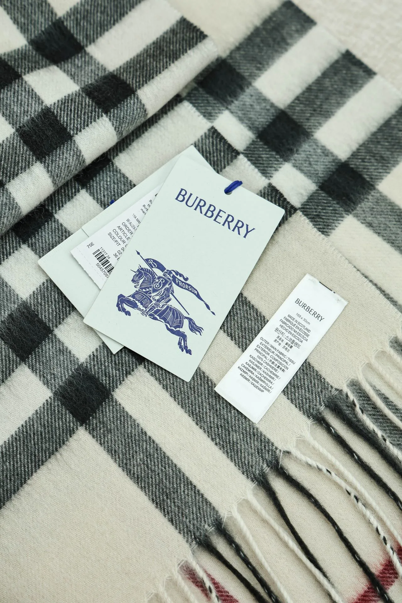 Шарфы Burberry 242168