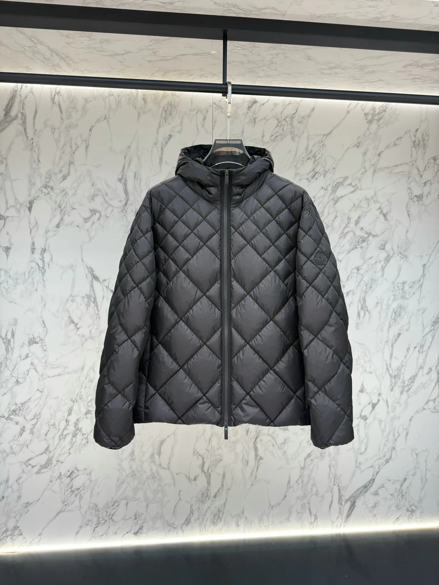 Куртки И Пуховики Мужские Moncler 18214576