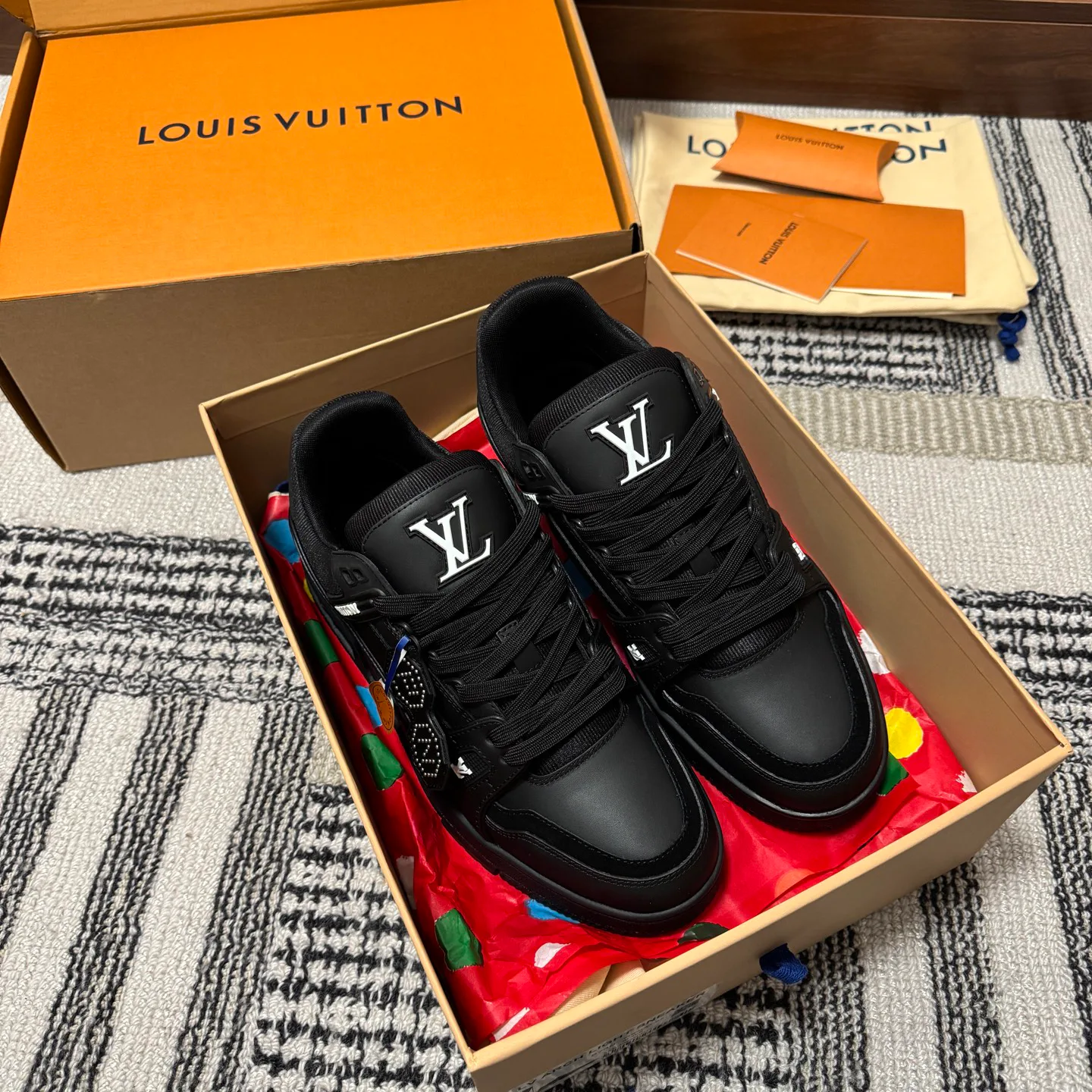 Кроссовки Женские Louis Vuitton 1546787