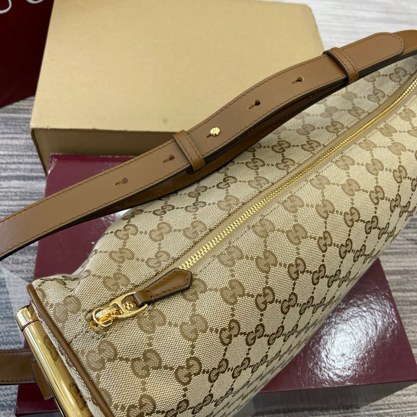 Классические Сумки Женские Gucci 11704000