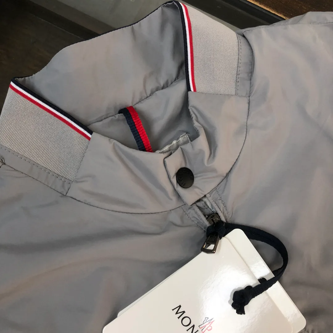Куртки И Пуховики Женские Moncler 9655101