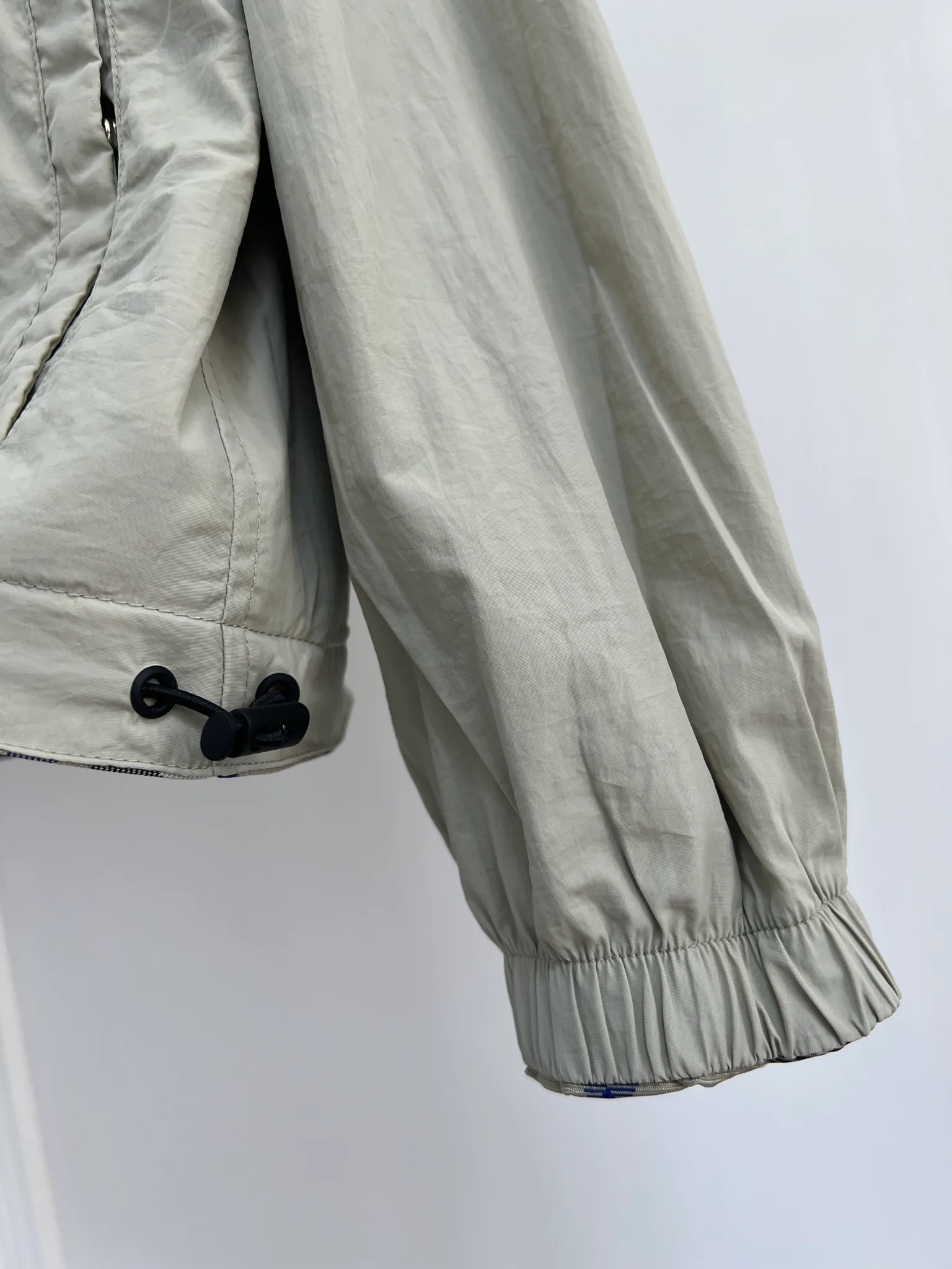 Куртки И Пуховики Женские Burberry 18415771