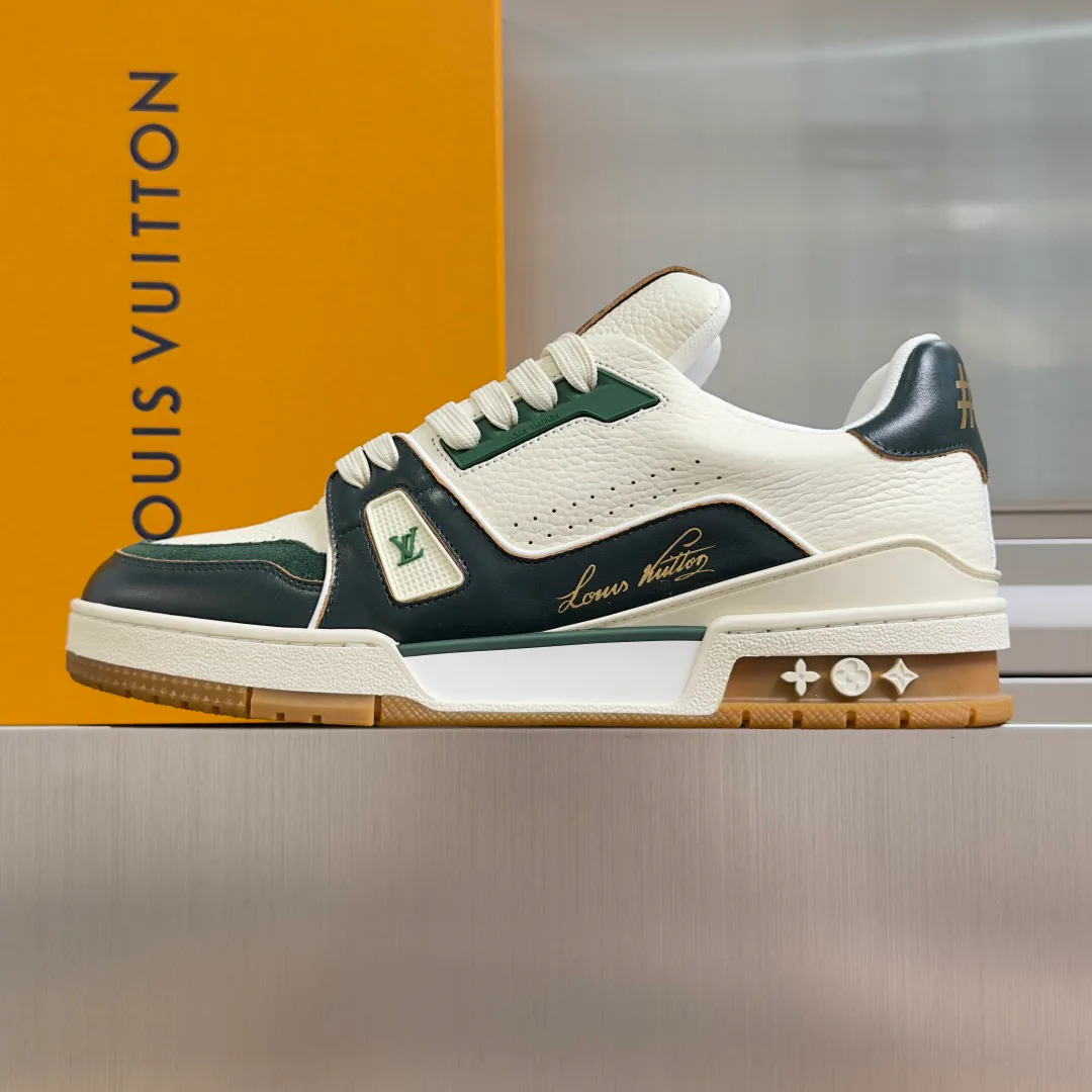 Кроссовки Женские Louis Vuitton 11907234
