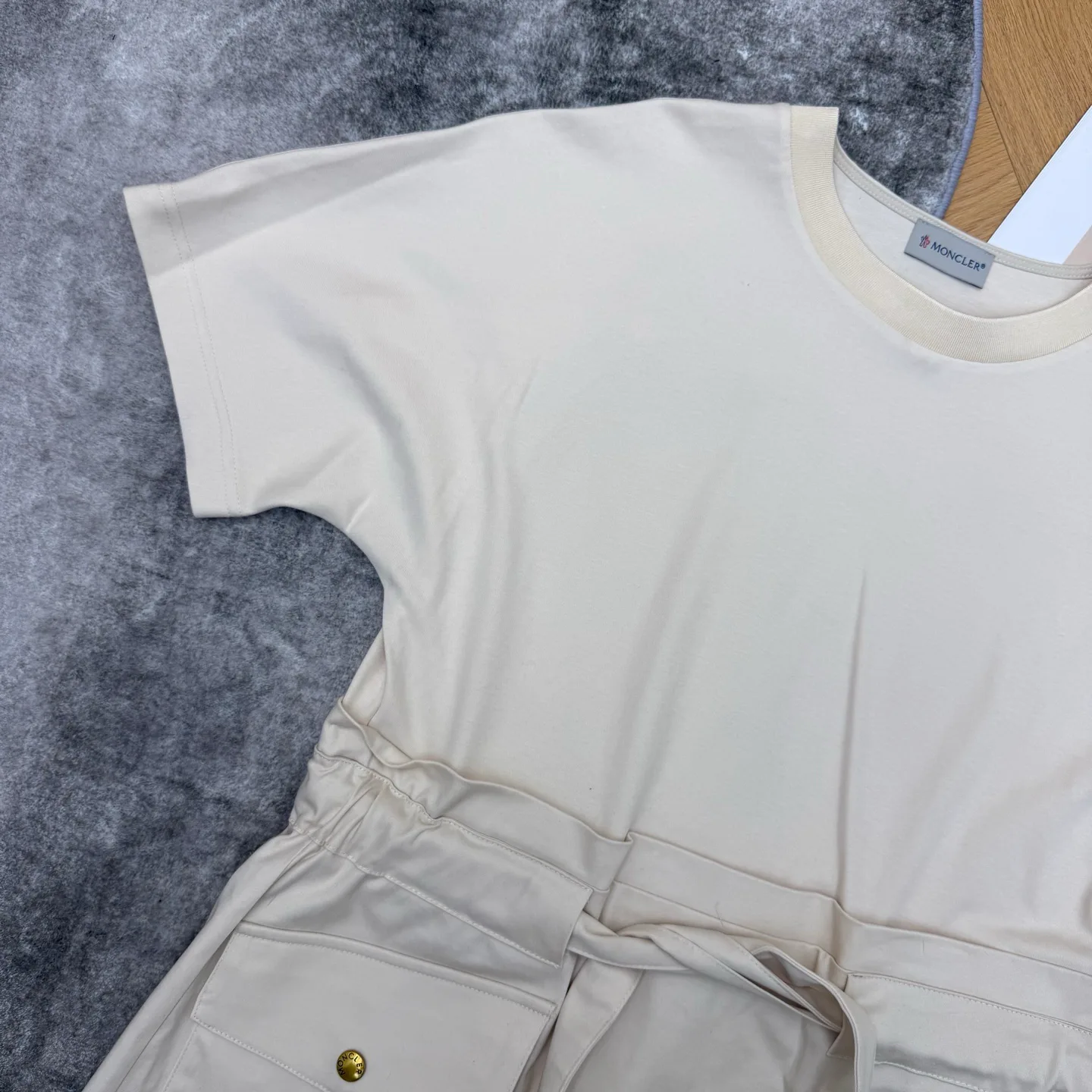 Платья Женские Moncler 12945684