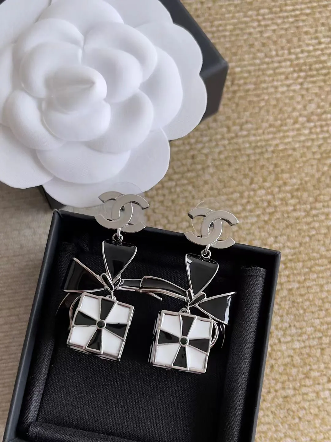 Бижутерия Chanel 893954