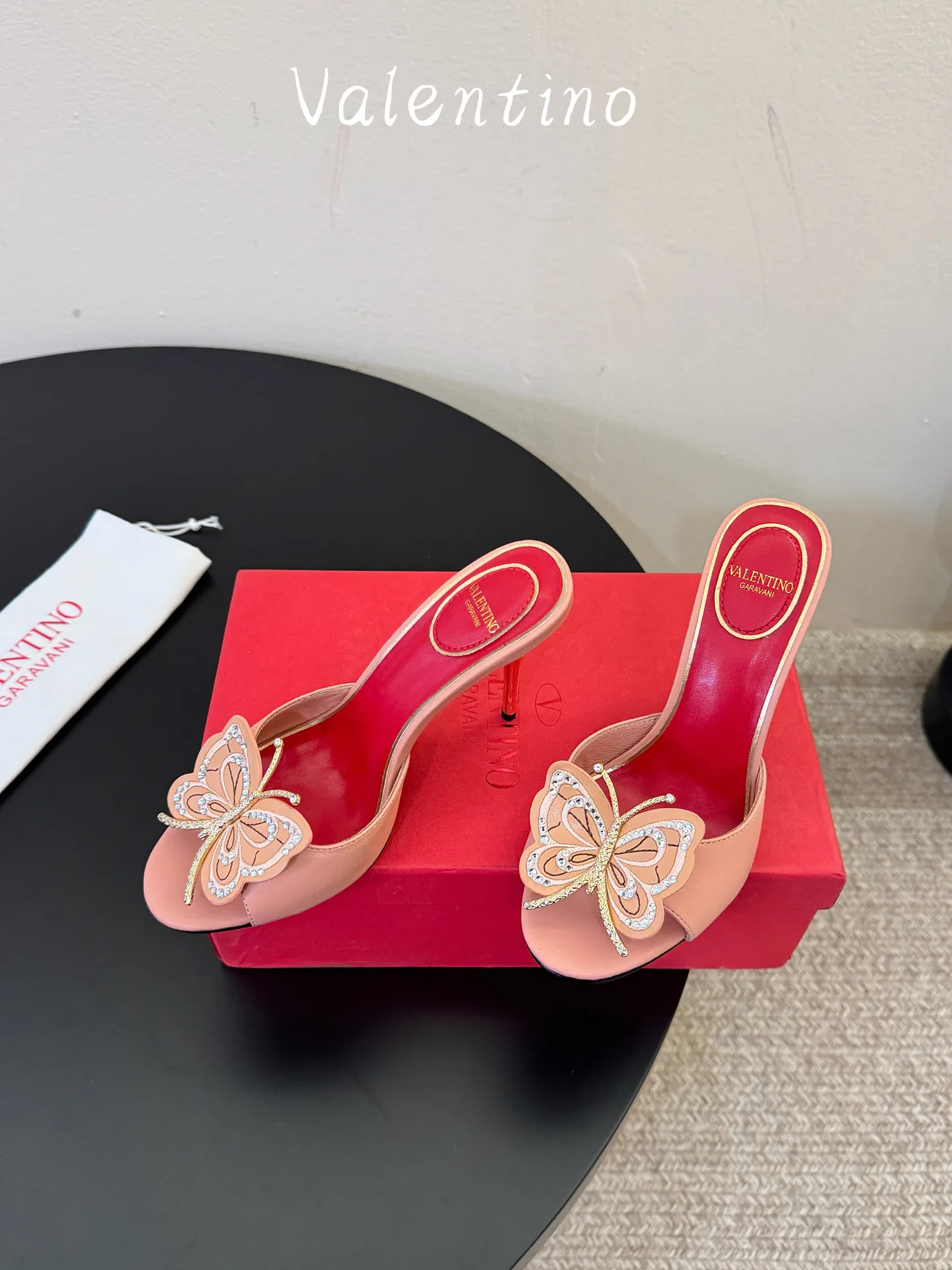 Босоножки Женские Valentino 17933484