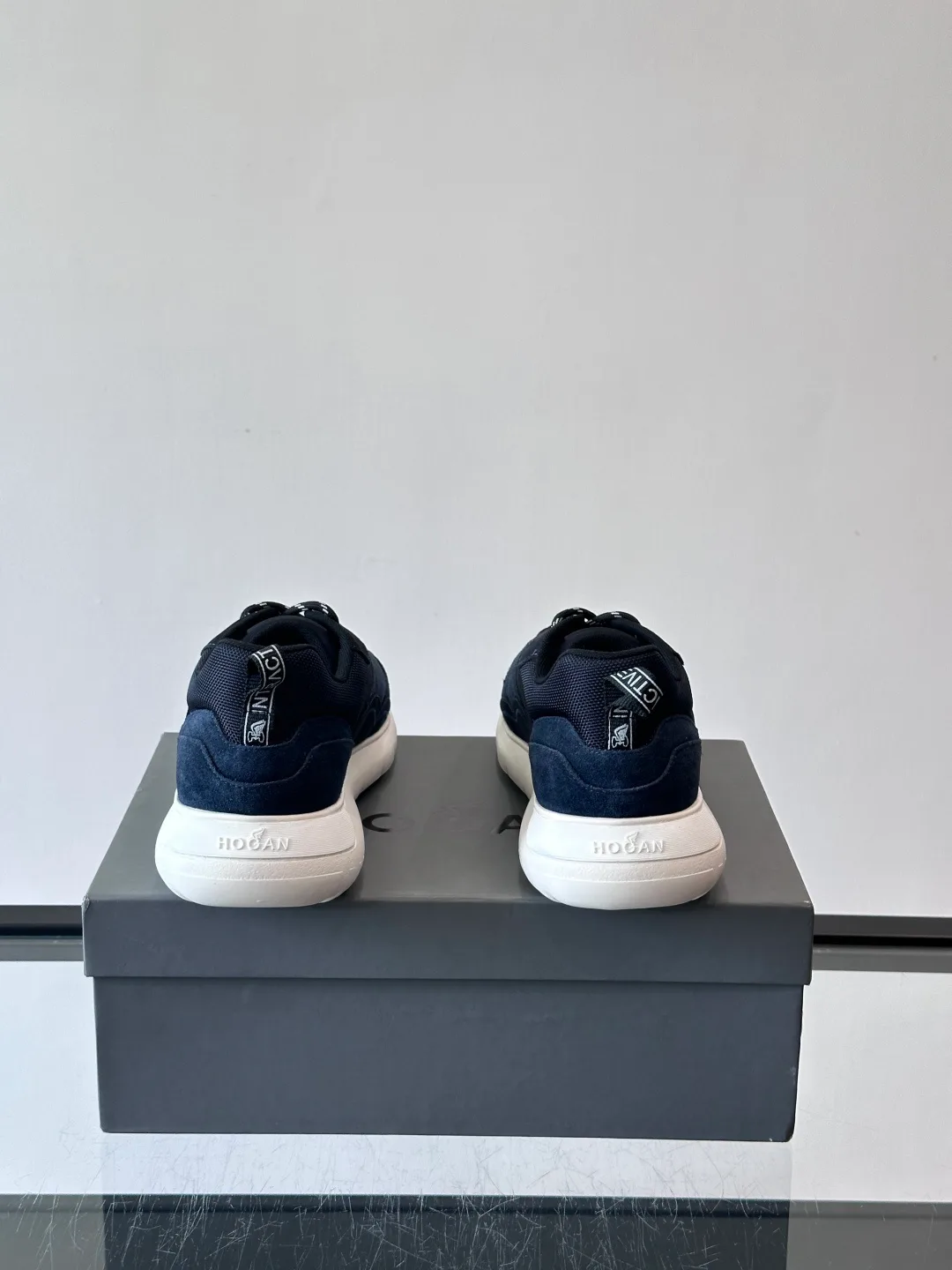 Кроссовки Мужские Hogan 3853021