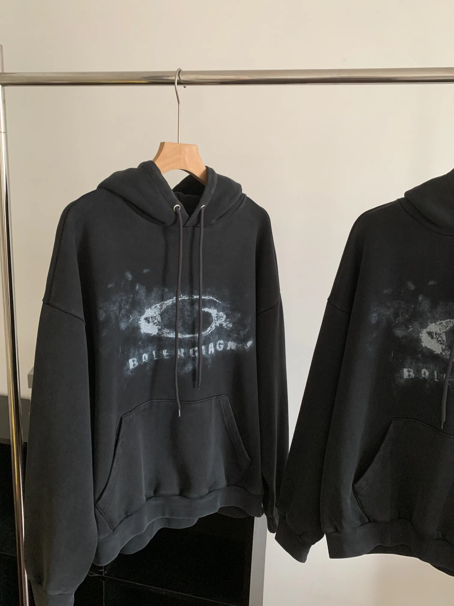 Свитшоты И Худи Женские Balenciaga 18065022