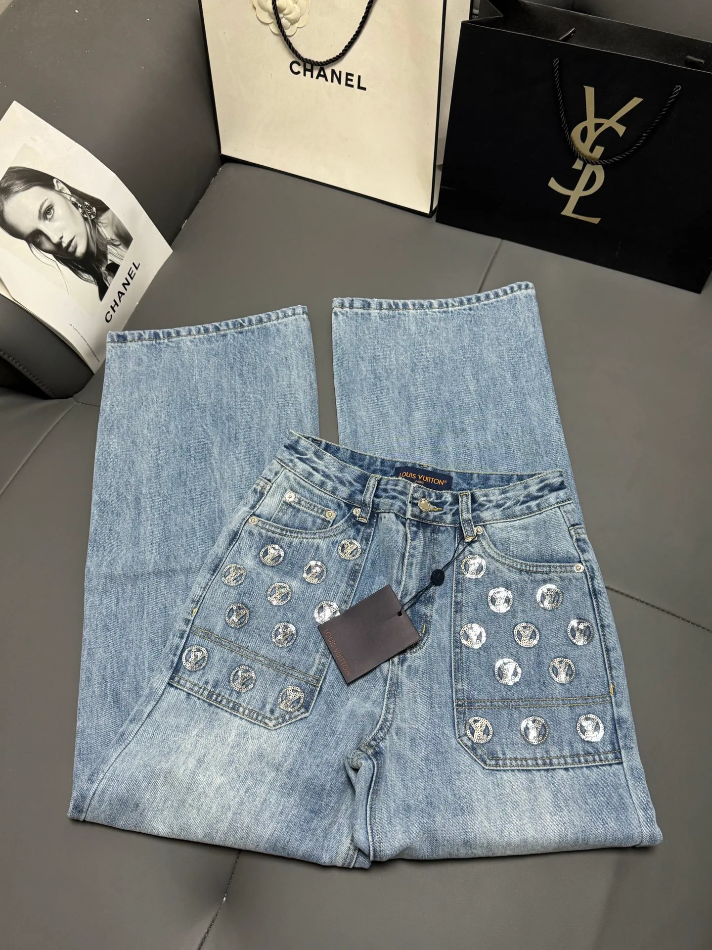 Брюки Женские Louis Vuitton 11352813