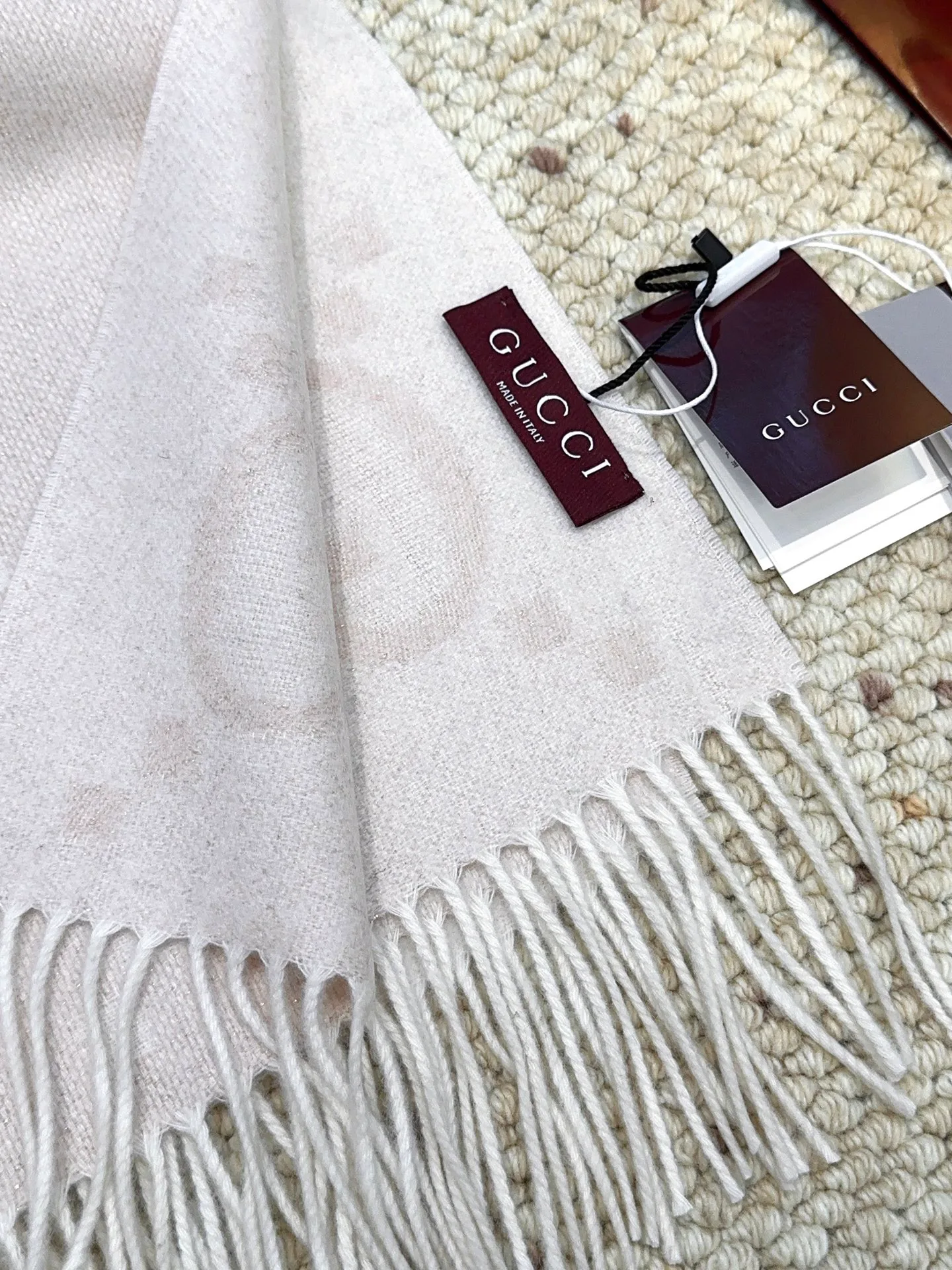 Шарфы Gucci 752692