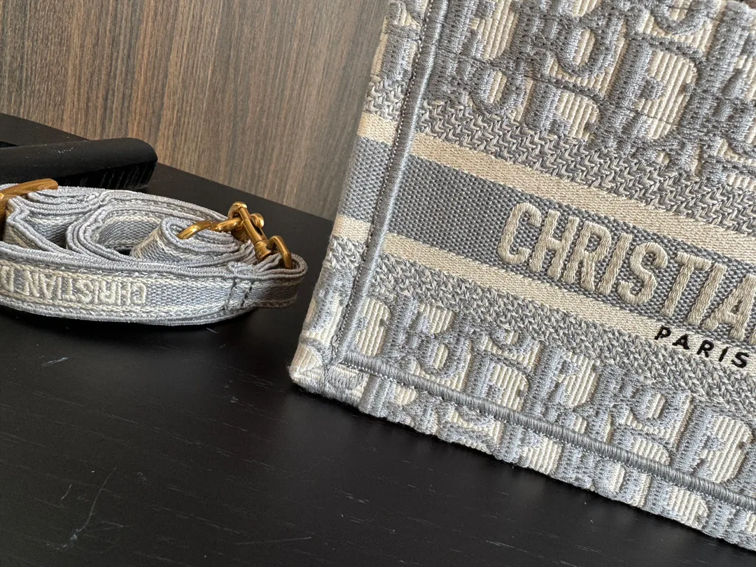 Сумки На Ремне Женские Christian Dior 82417