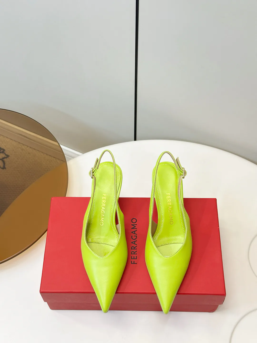 Туфли Женские Salvatore Ferragamo 17177458