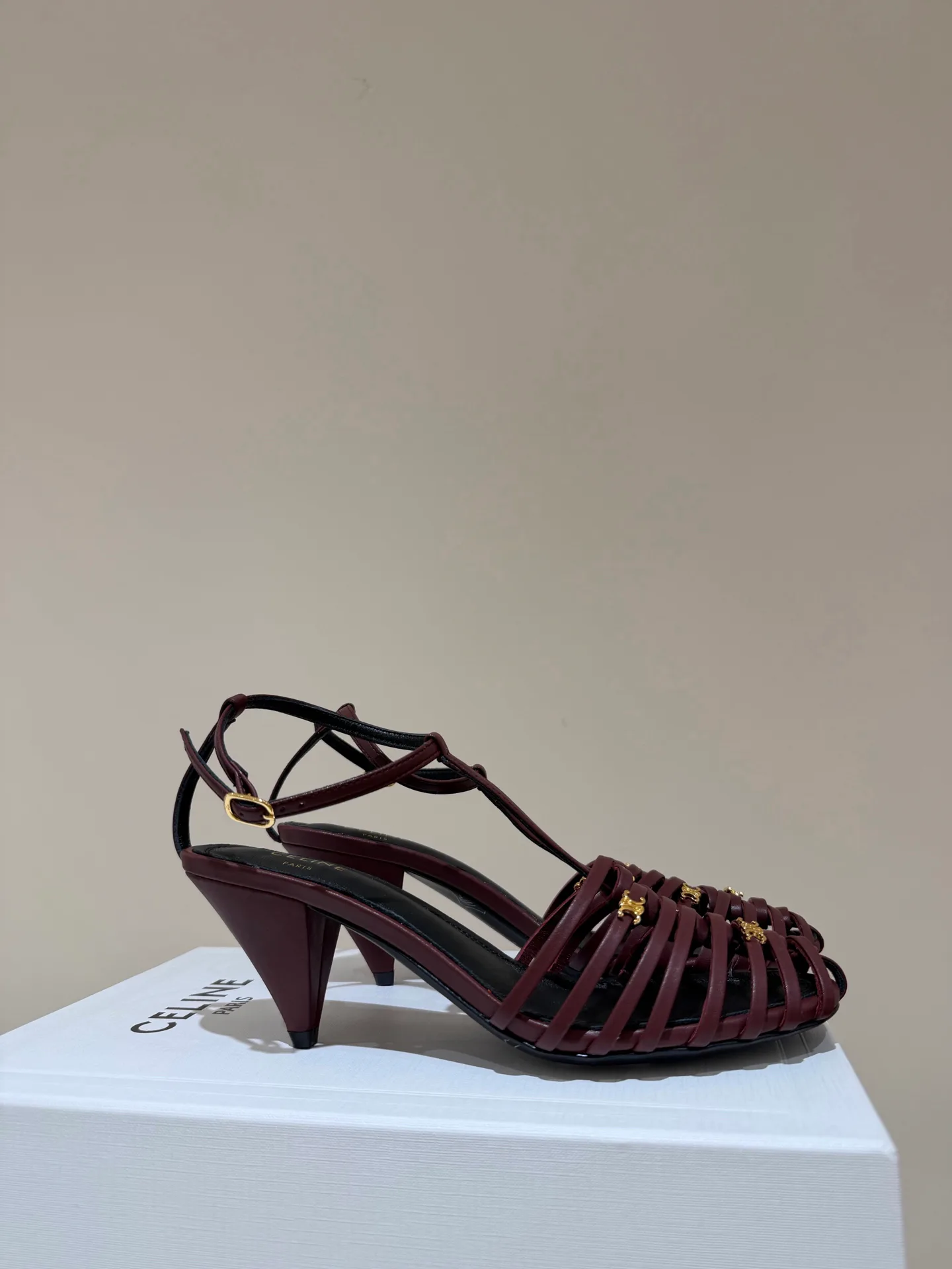 Босоножки Женские Celine 11791929