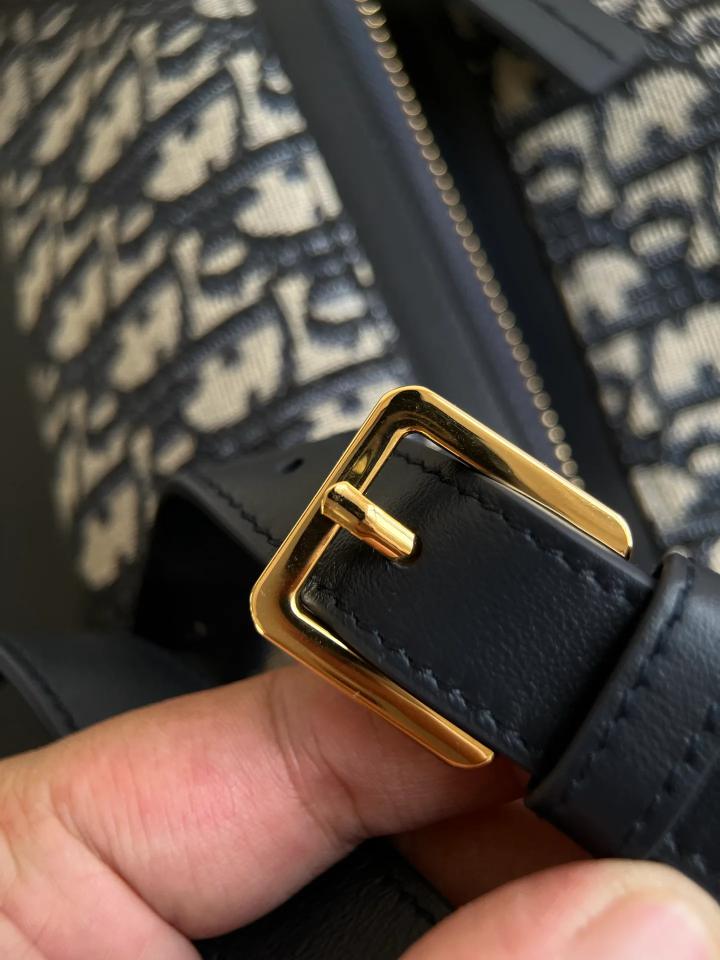 Классические Сумки Женские Christian Dior 11564907