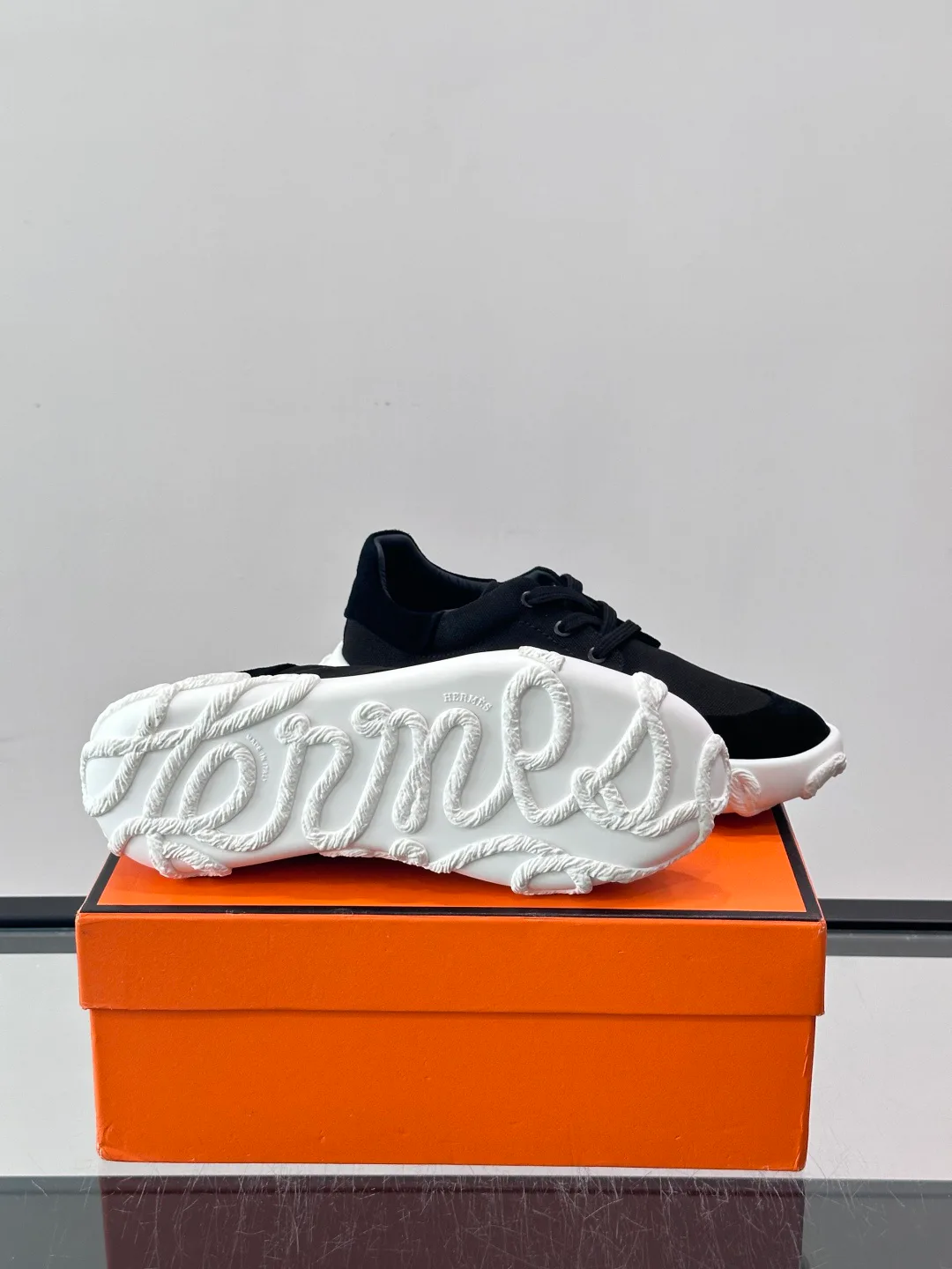 Кроссовки Мужские Hermes 17498058