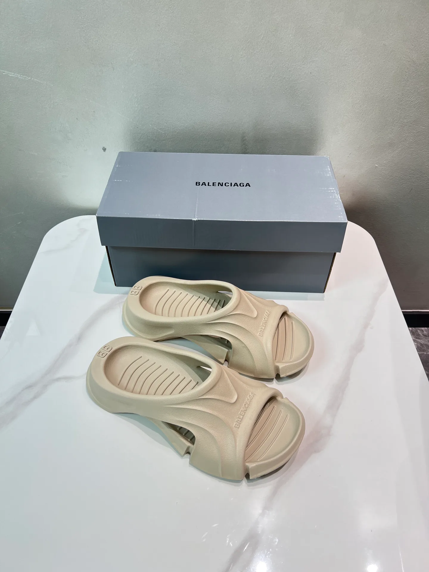 Шлепанцы Женские Balenciaga 33514