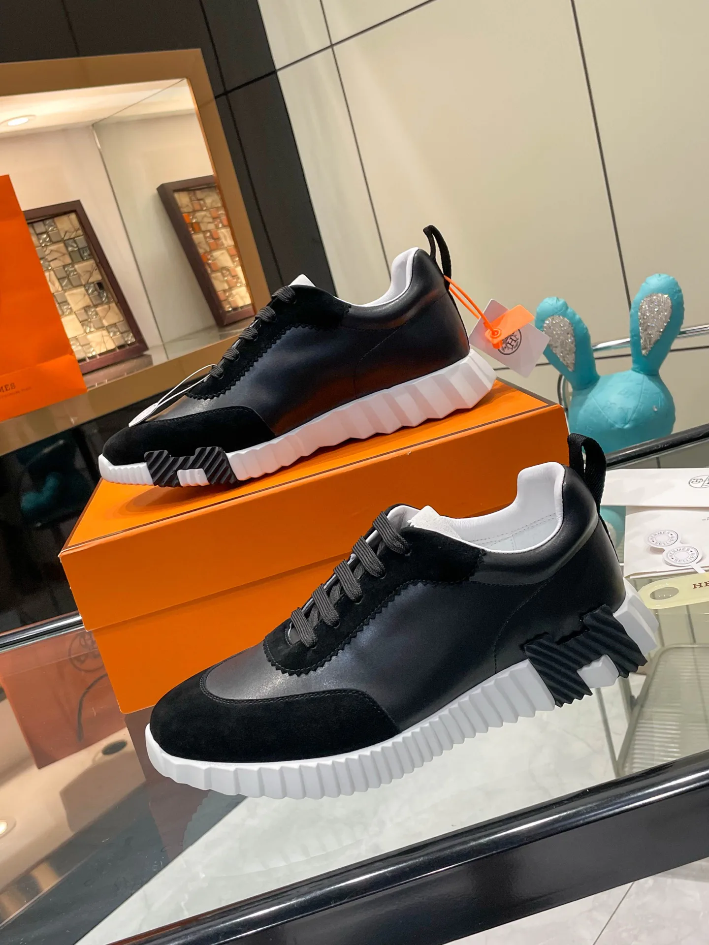 Кроссовки Женские Hermes 17954804