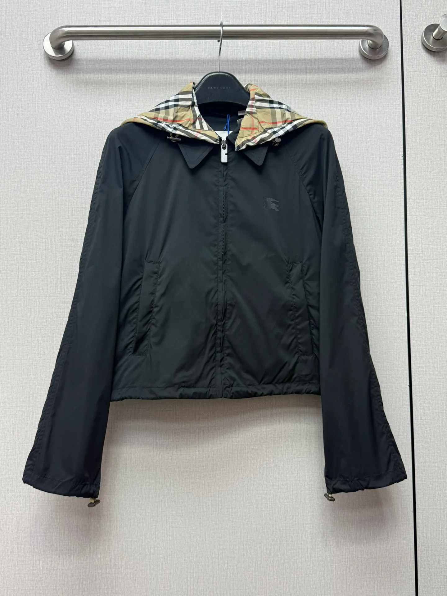 Куртки И Пуховики Женские Burberry 11672157