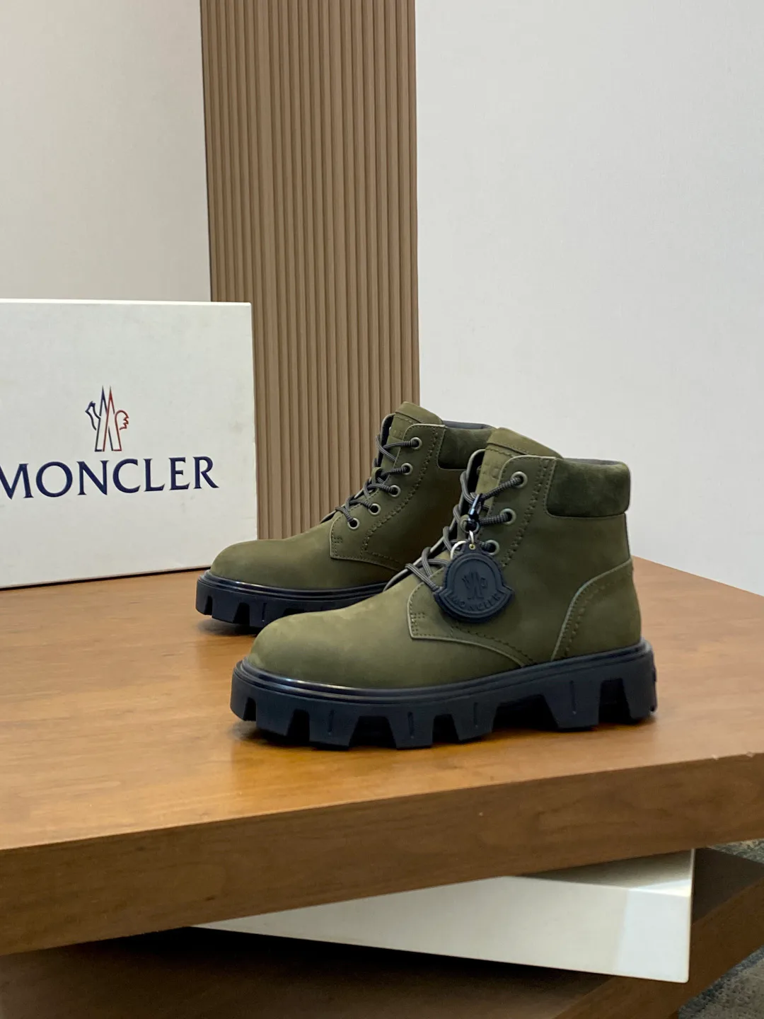 Ботинки Мужские Moncler 19710898
