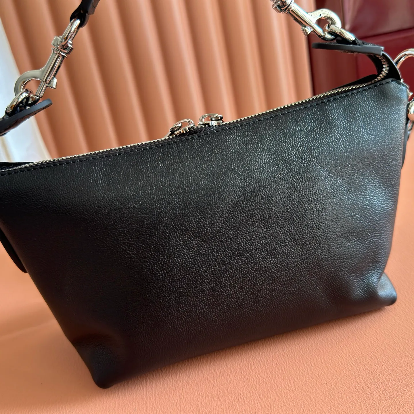 Классические Сумки Женские Gucci 12859971