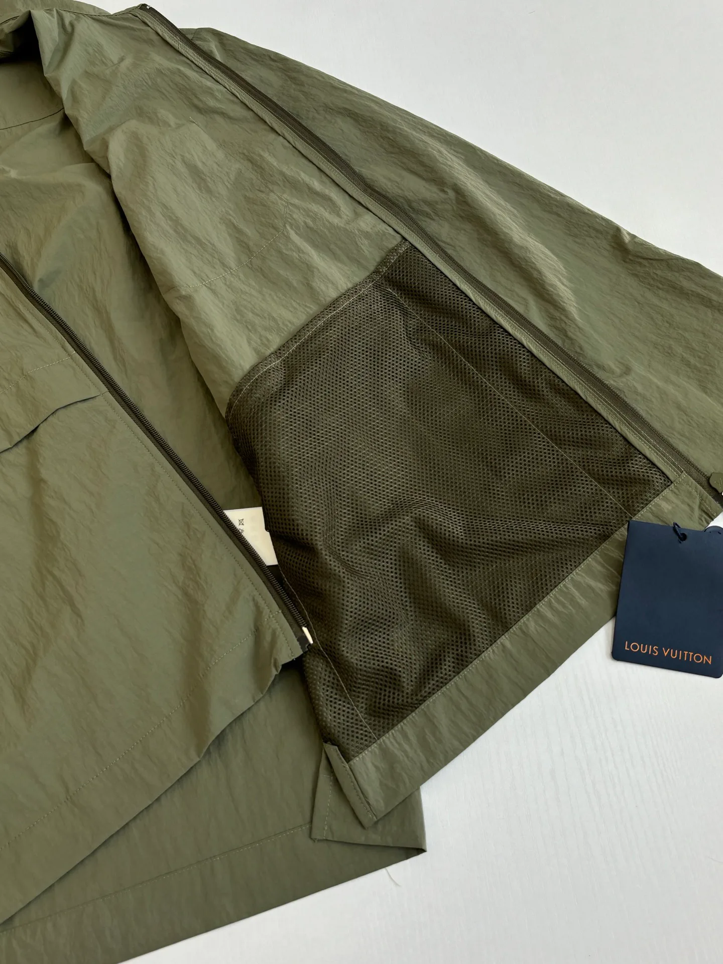 Куртки И Пуховики Мужские Louis Vuitton 11756559