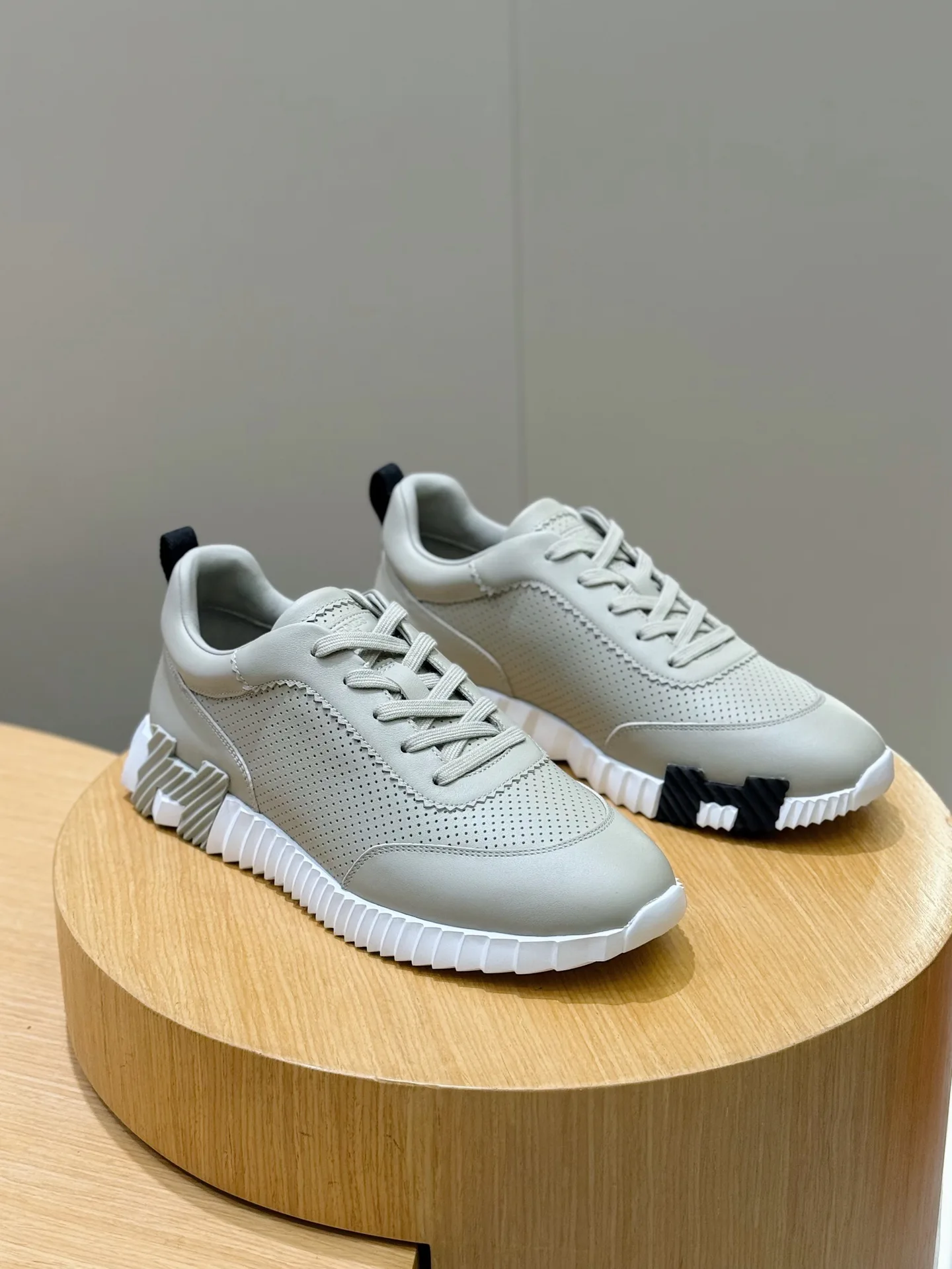 Кроссовки Мужские Hermes 13132121