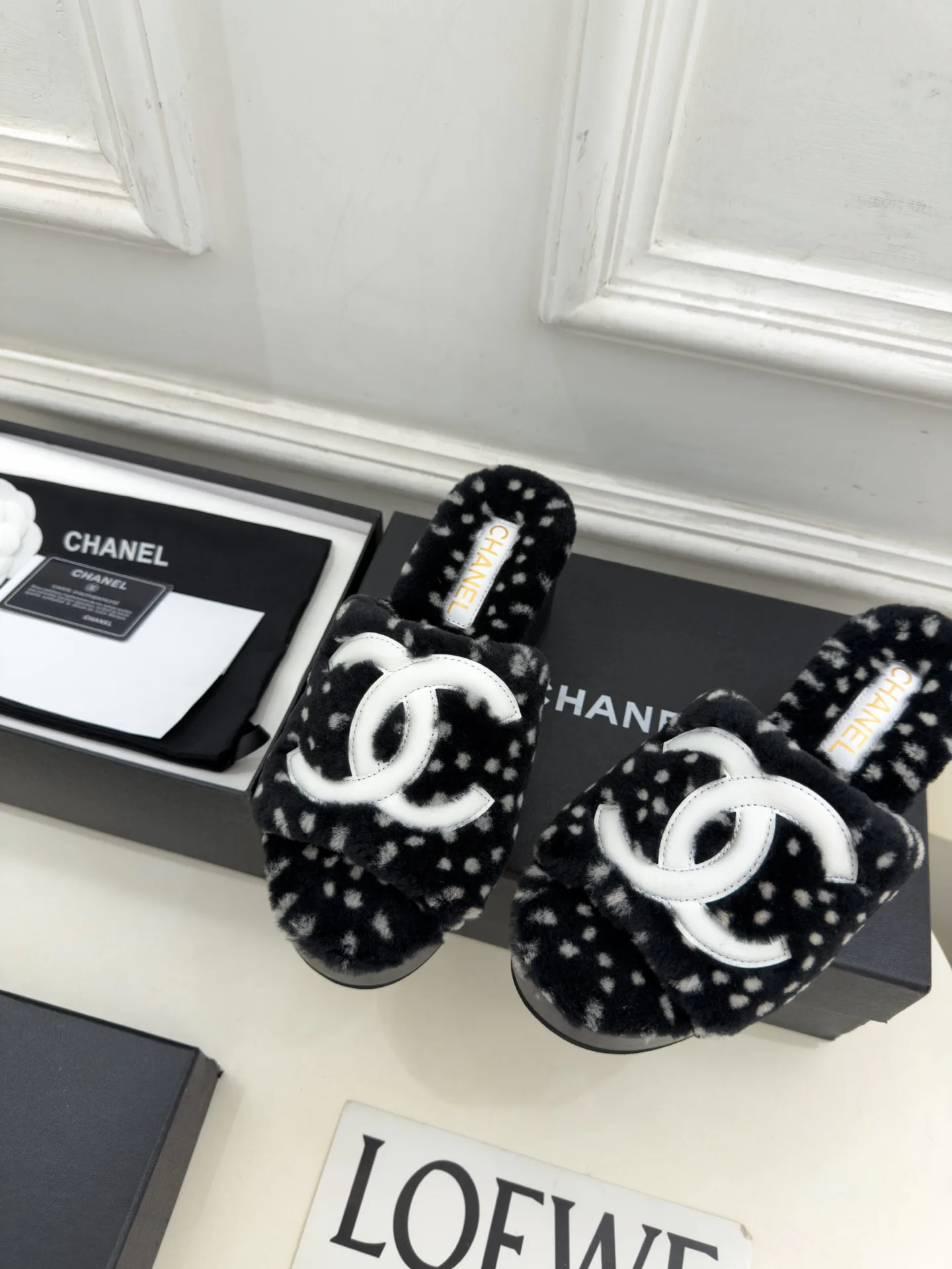 Тапочки Женские Chanel 18346891