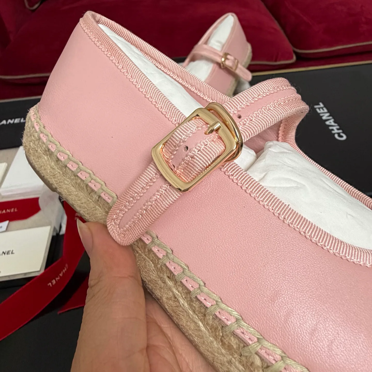 Туфли Женские Chanel 18683510