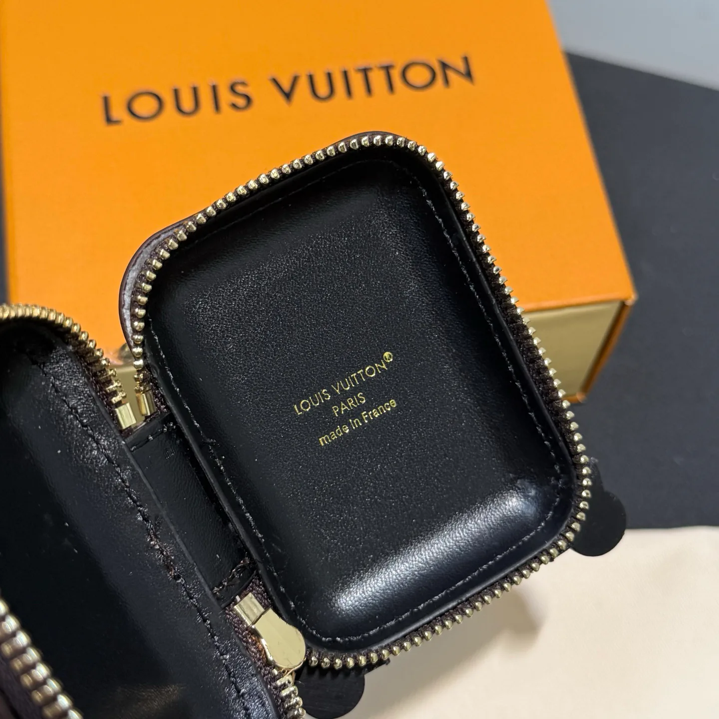 Ключницы Louis Vuitton 17897118