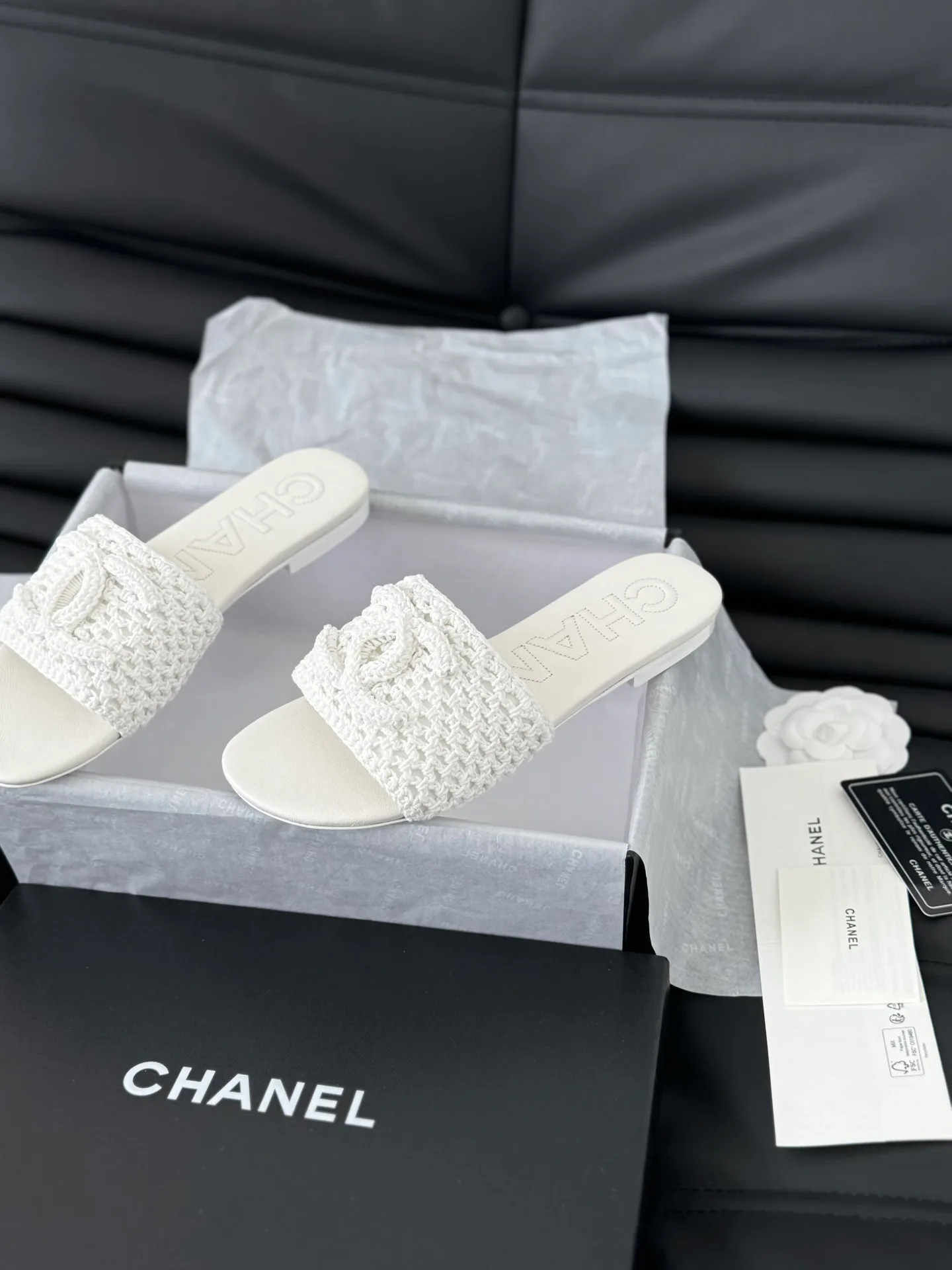 Шлепанцы Женские Chanel 11498146